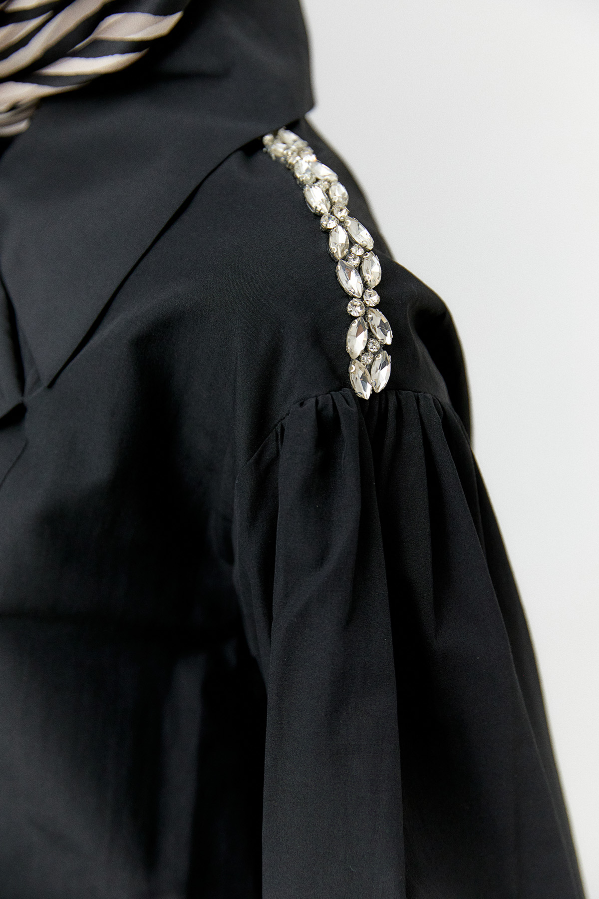 Mendil Yaka Pamuklu Gömlek, Tesettür Giyim