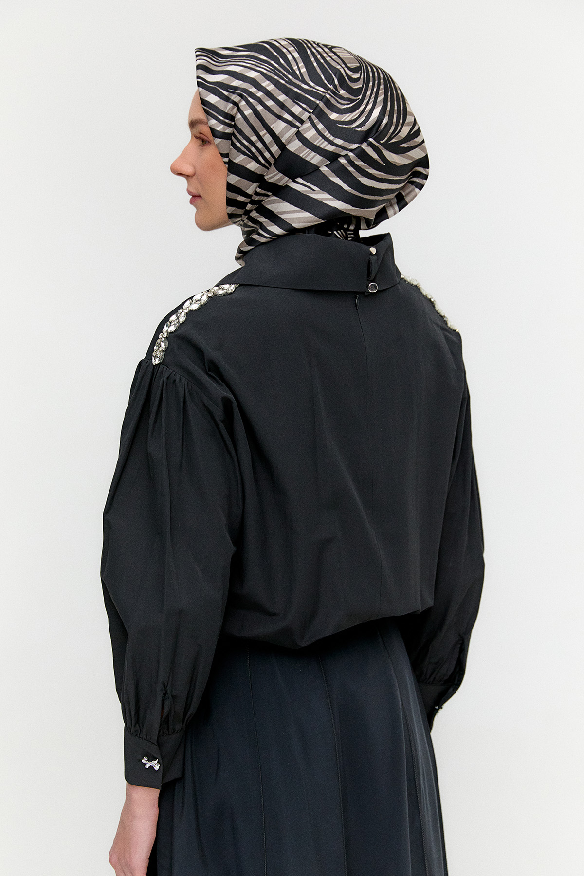 Mendil Yaka Pamuklu Gömlek, Tesettür Giyim