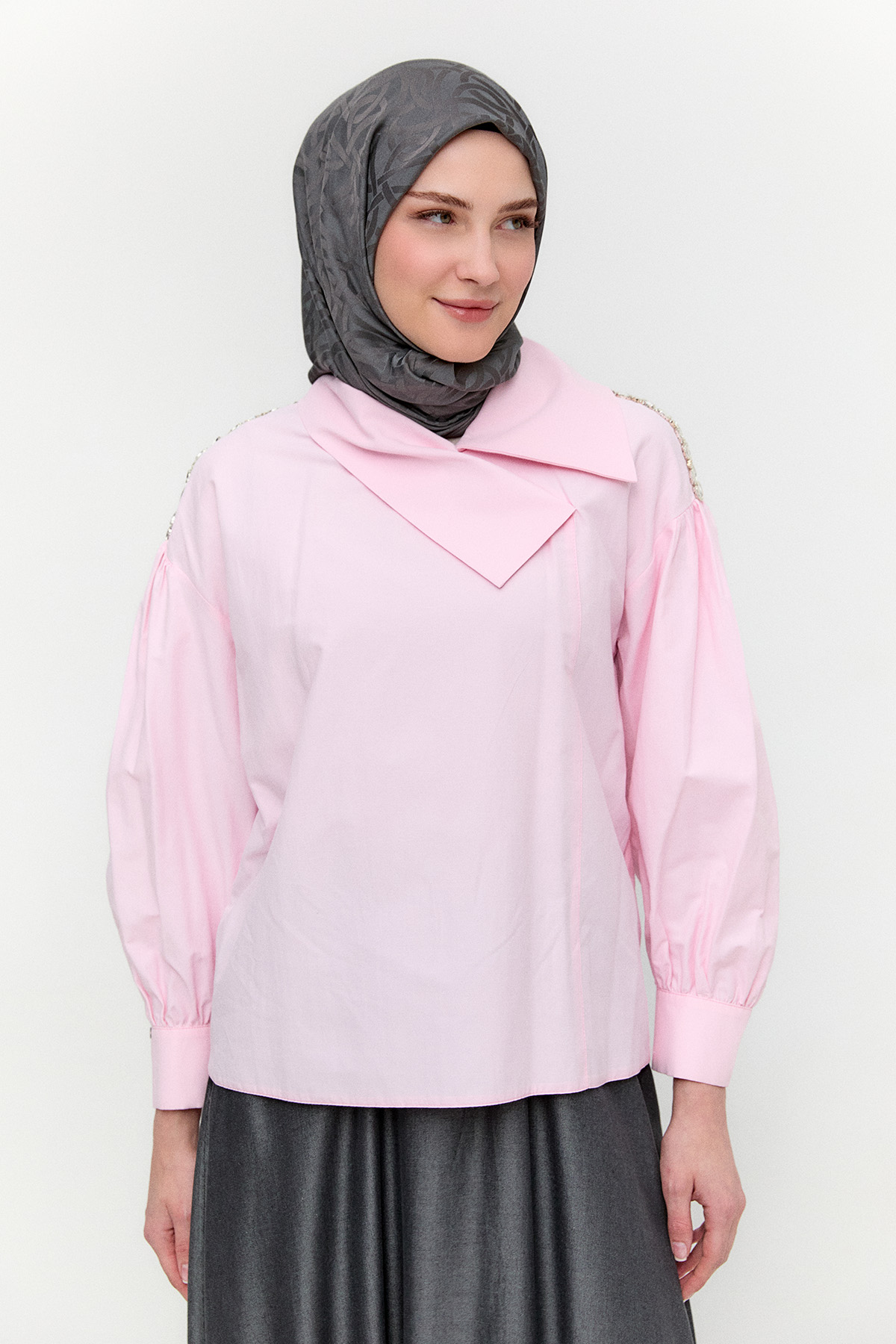 Mendil Yaka Pamuklu Gömlek, Tesettür Giyim