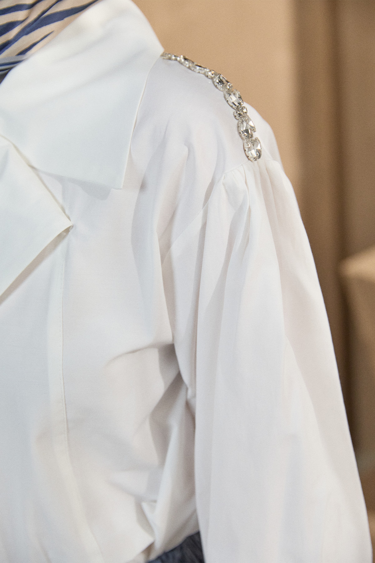 Mendil Yaka Pamuklu Gömlek, Tesettür Giyim