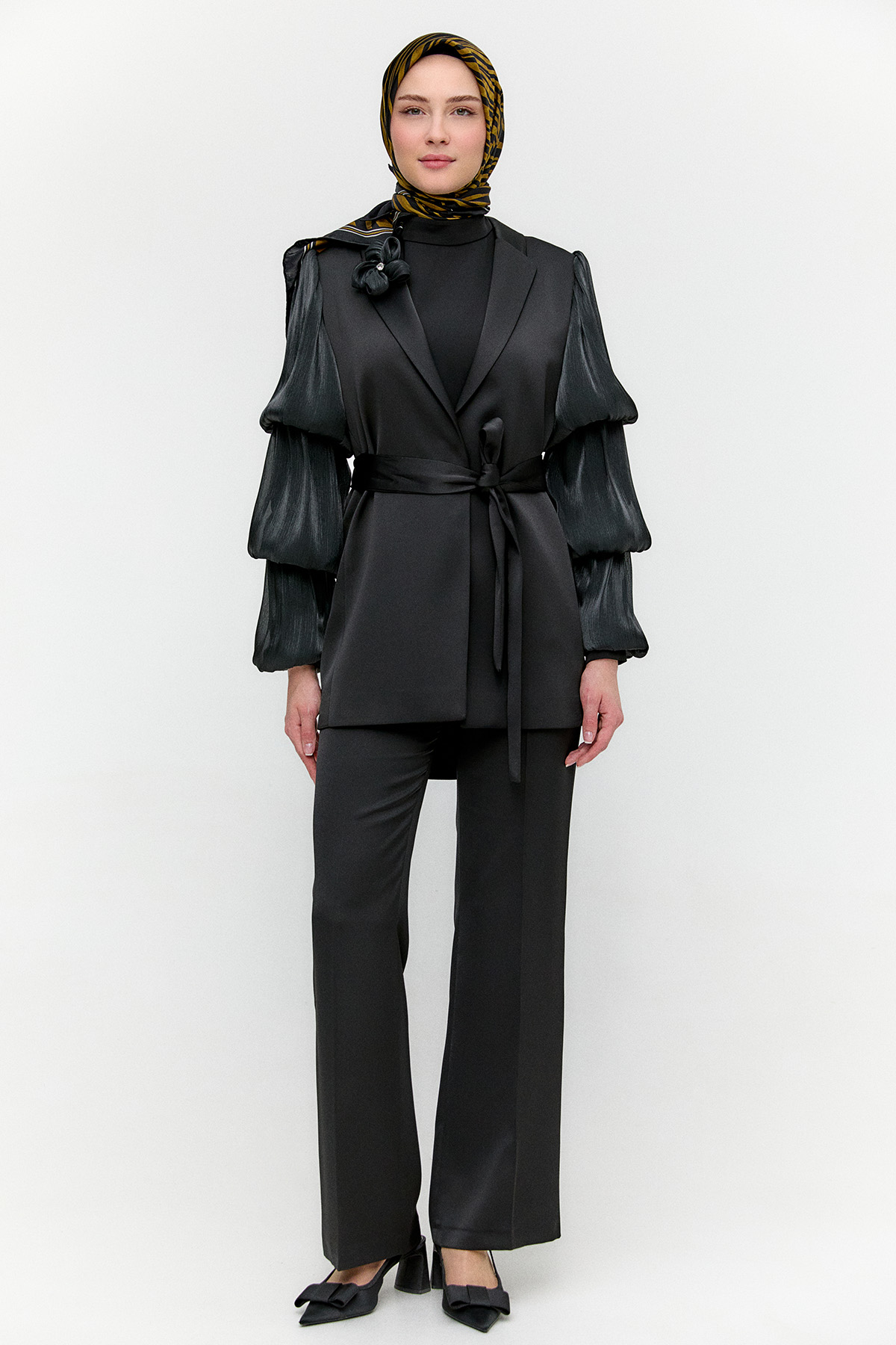 Balon Kol Kuşaklı Ceket, Tesettür Giyim