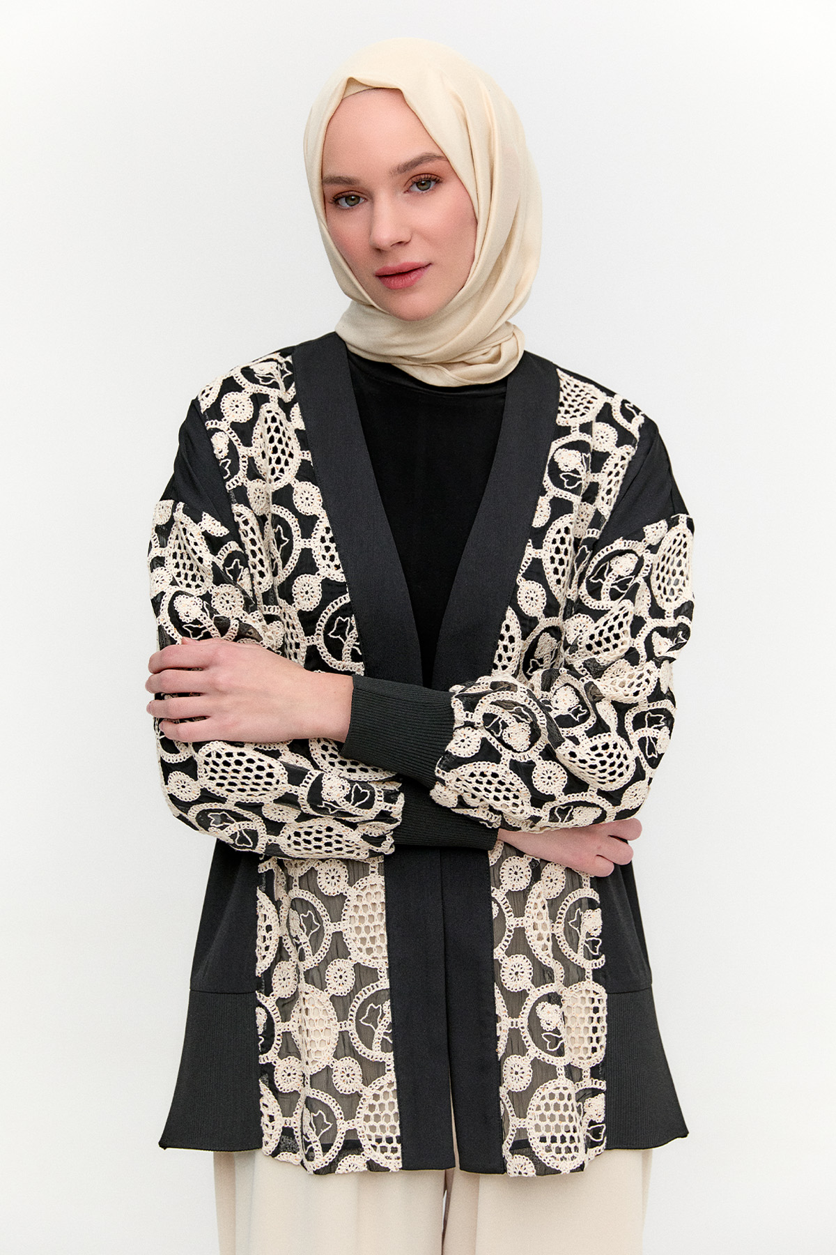 İşlemeli Desenli Kimono Ceket, Tesettür Giyim
