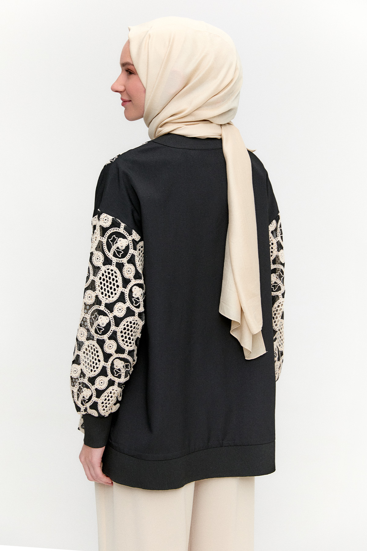 İşlemeli Desenli Kimono Ceket, Tesettür Giyim