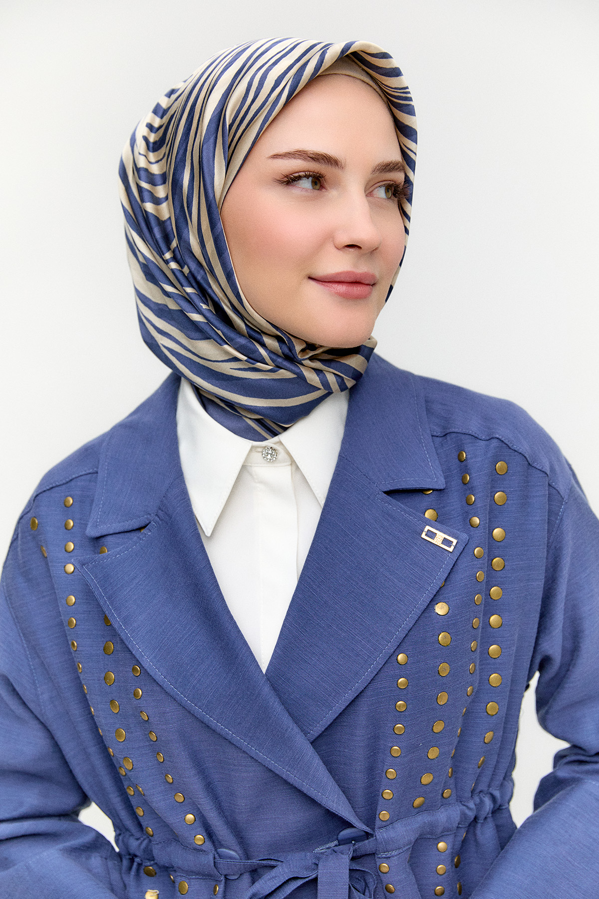 Metal Aksesuarlı Ceket, Tesettür Giyim