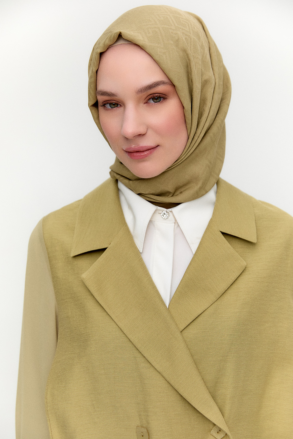 Kruvaze Şifon Detaylı Ceket, Tesettür Giyim