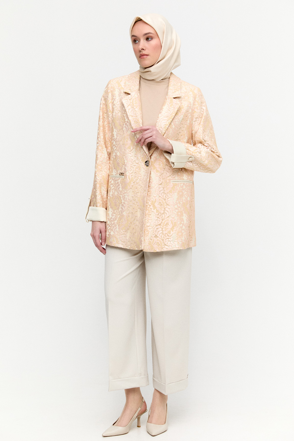 Çiçek Motifli Dantel Ceket, Tesettür Giyim