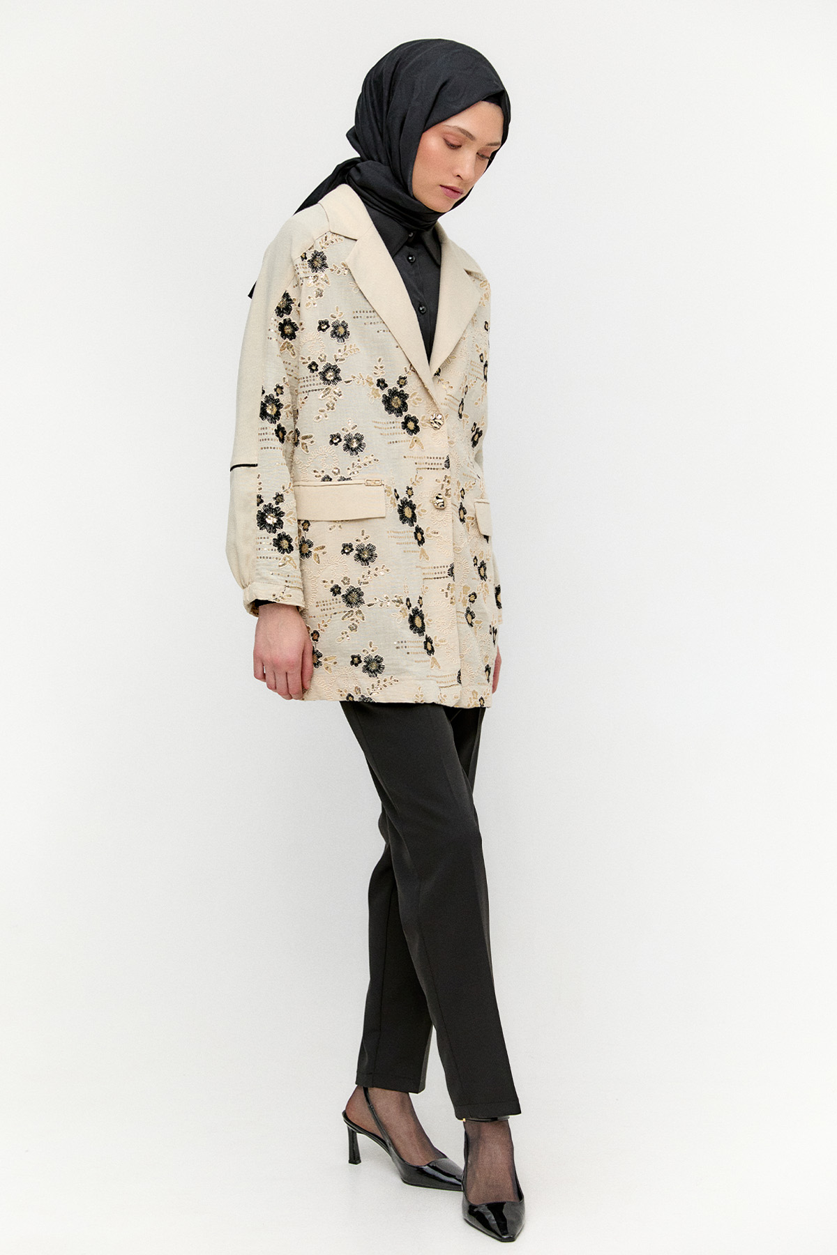 Çiçek Desenli Blazer Ceket, Tesettür Giyim