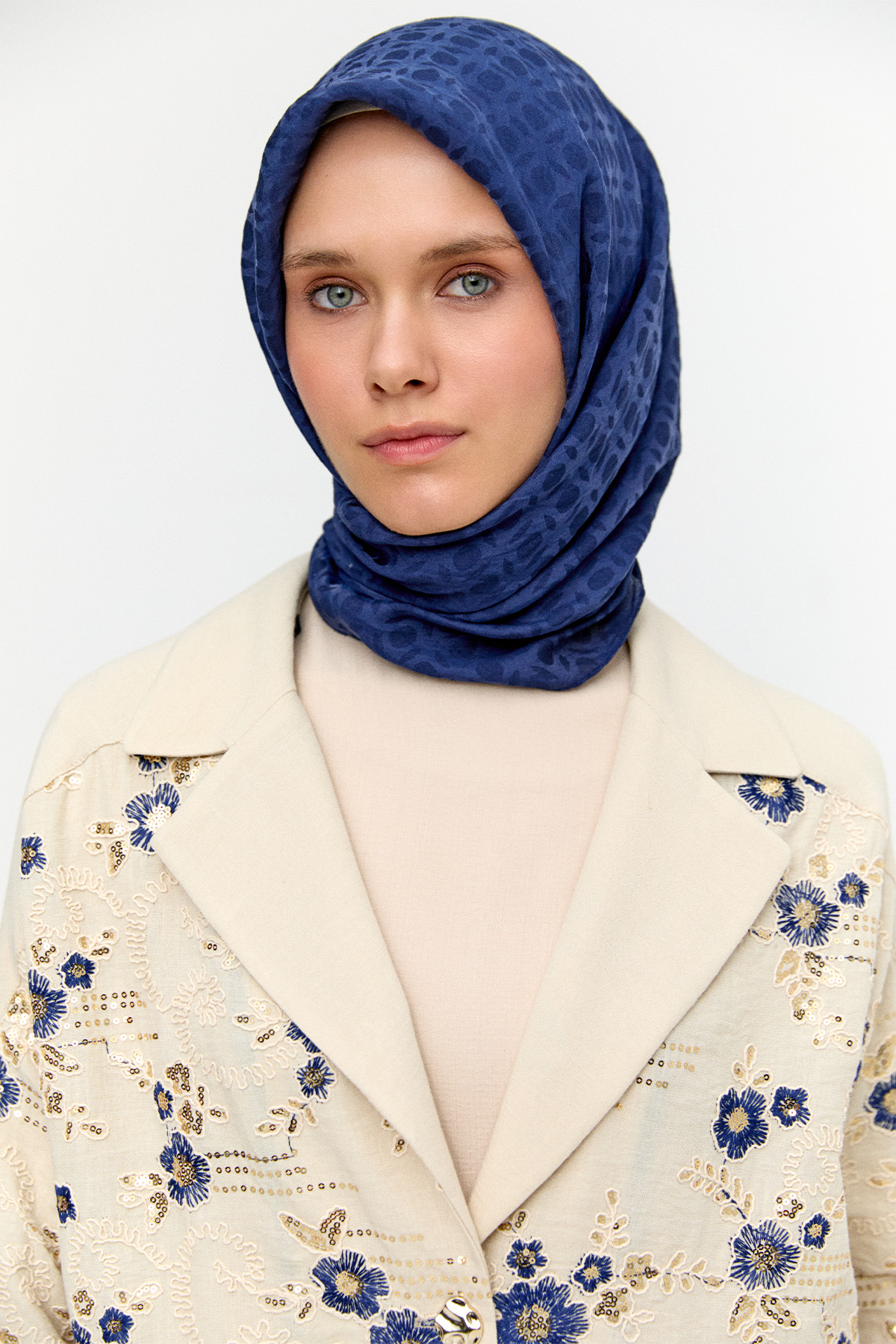 Çiçek Desenli Blazer Ceket, Tesettür Giyim