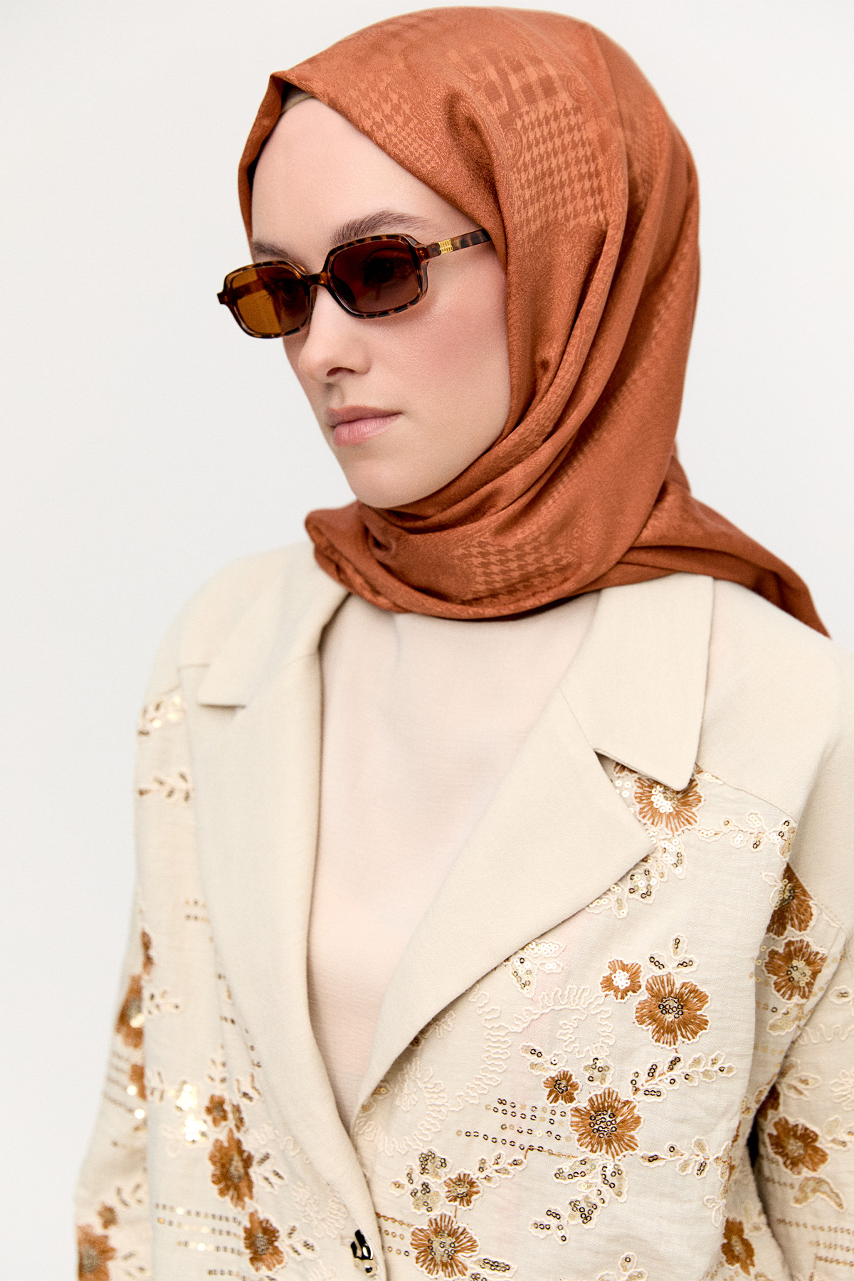 Çiçek Desenli Blazer Ceket, Tesettür Giyim