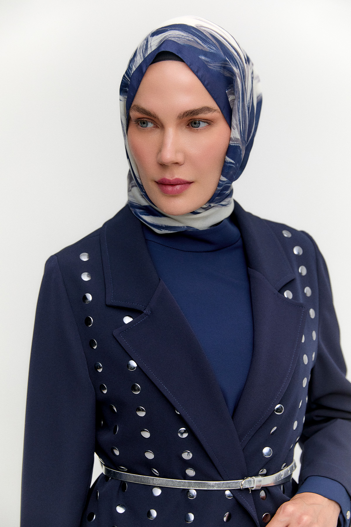 Metal Taşlı Blazer Ceket, Tesettür Giyim