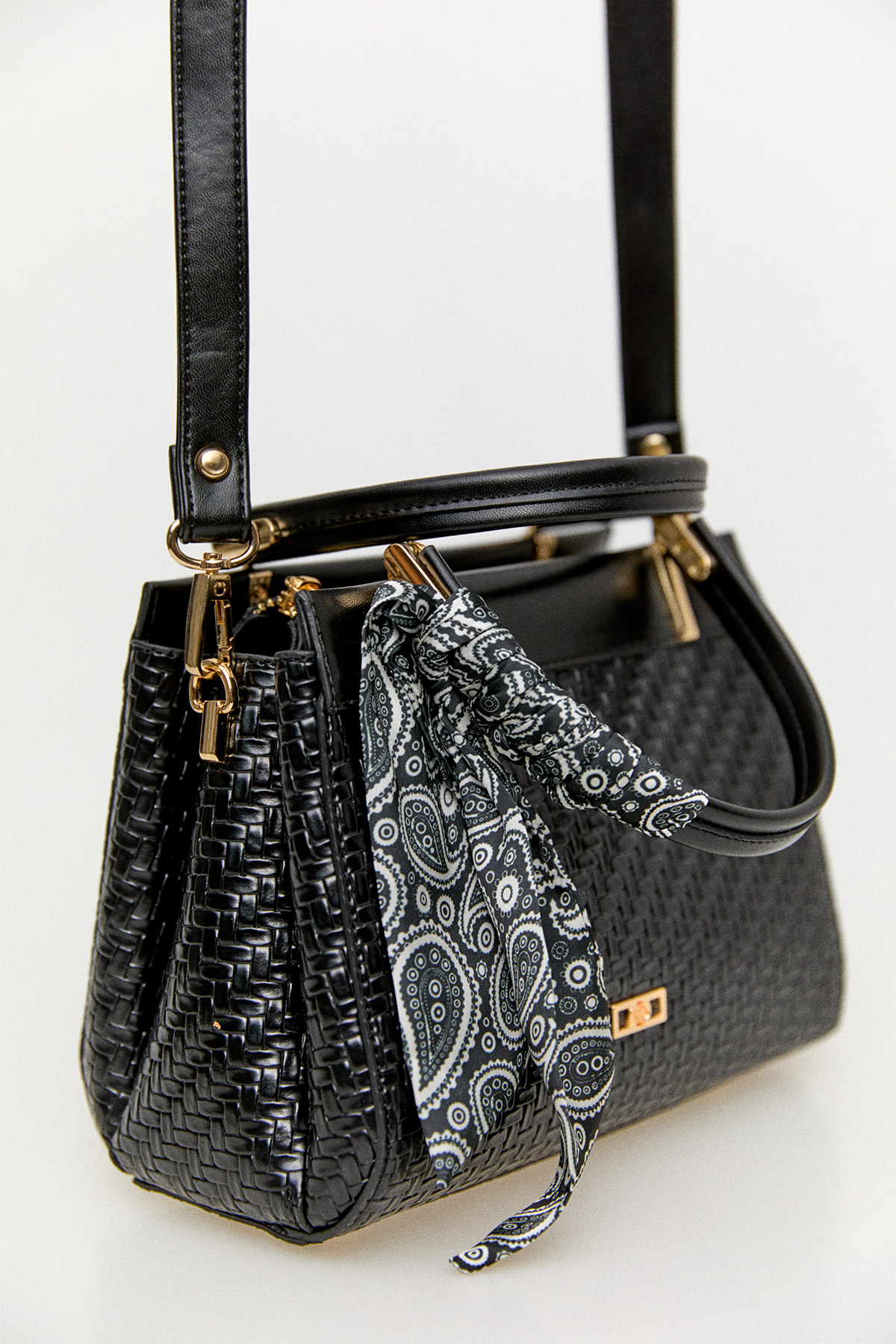 Fular Detaylı Çanta, Tesettür Giyim