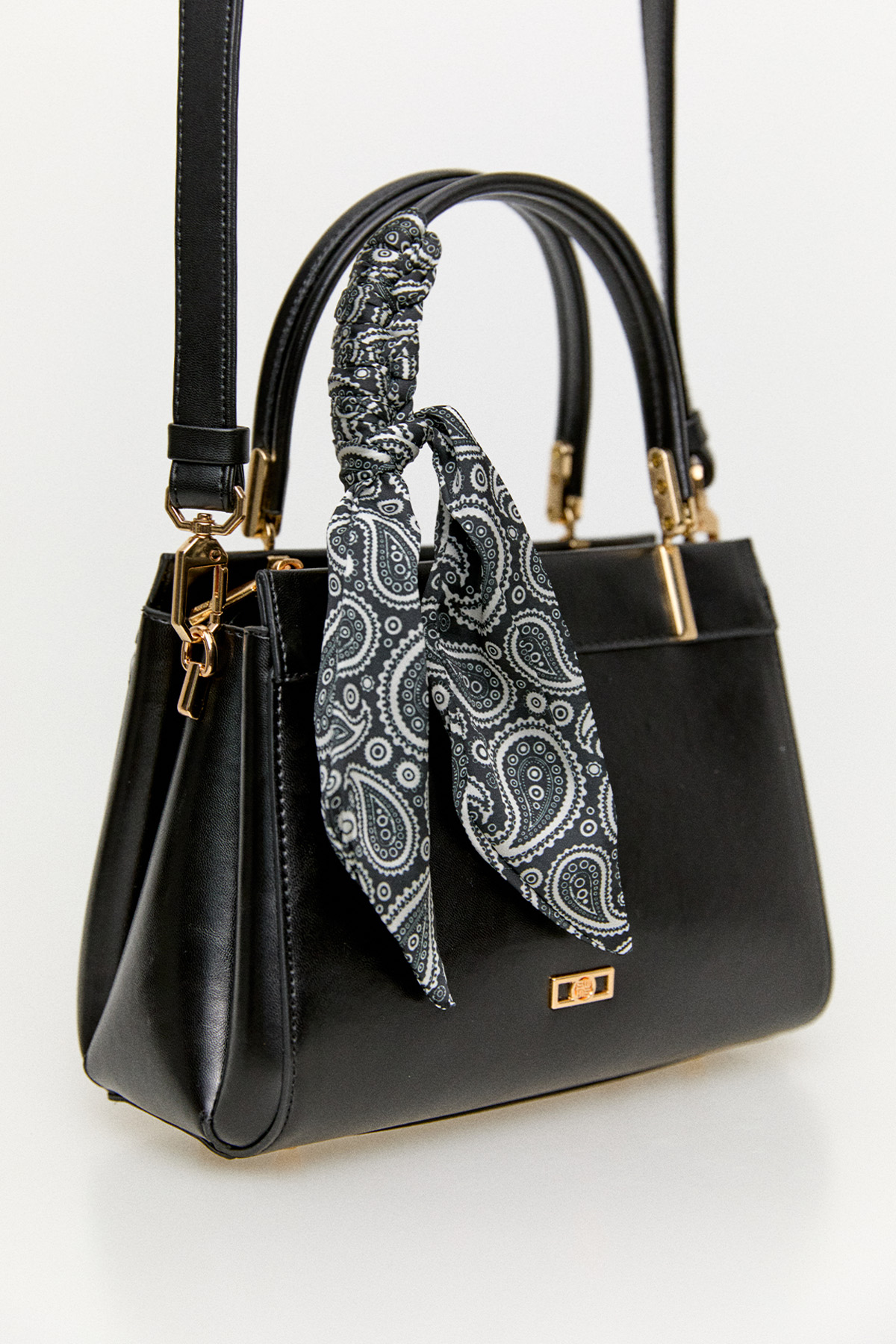 Fular Detaylı Çanta, Tesettür Giyim