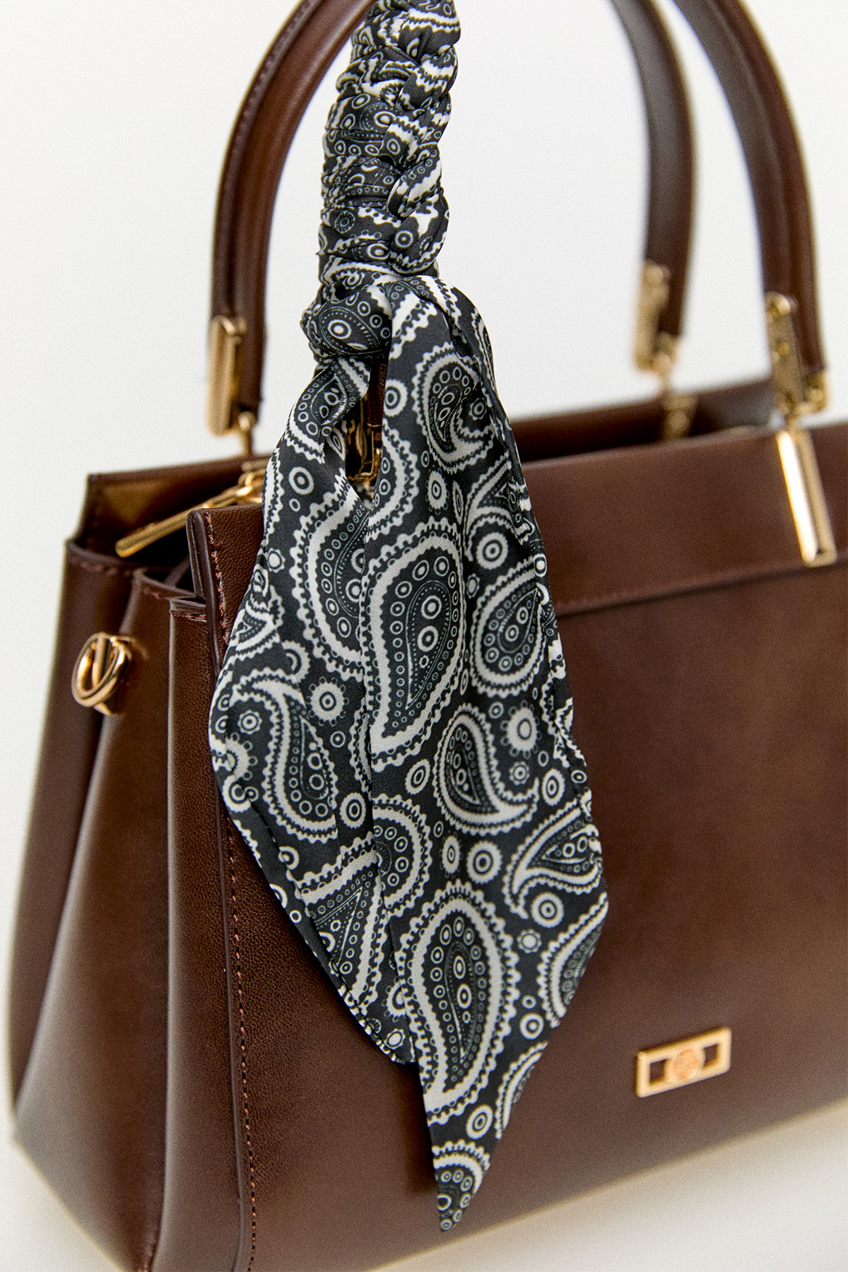 Fular Detaylı Çanta, Tesettür Giyim