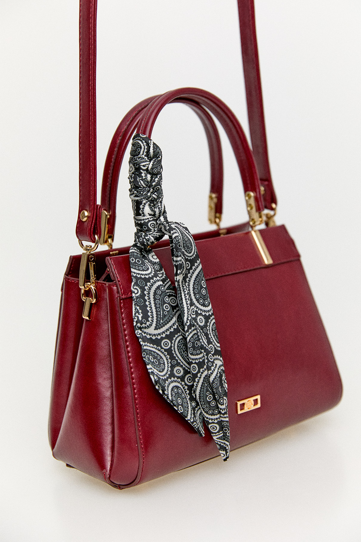 Fular Detaylı Çanta, Tesettür Giyim