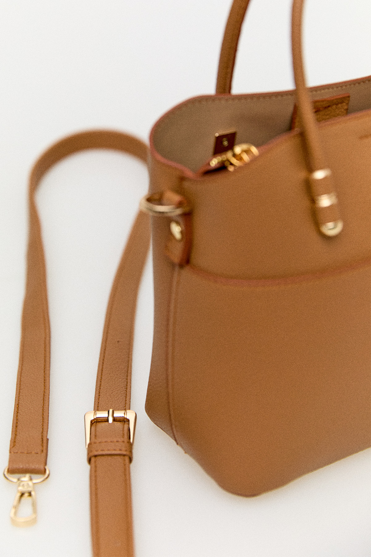 Dokulu Suni Deri Askılı Çanta, Tesettür Giyim