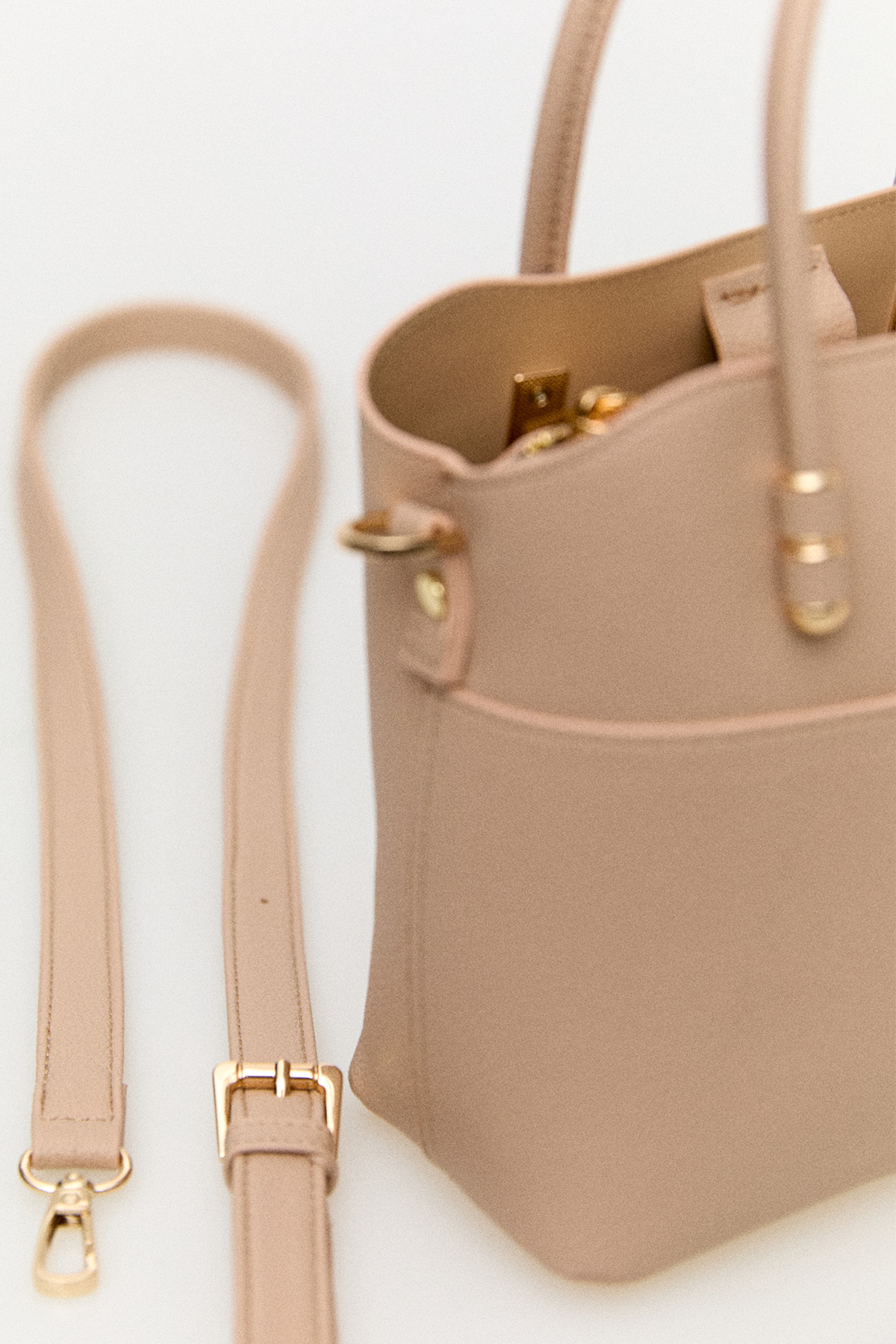 Dokulu Suni Deri Askılı Çanta, Tesettür Giyim