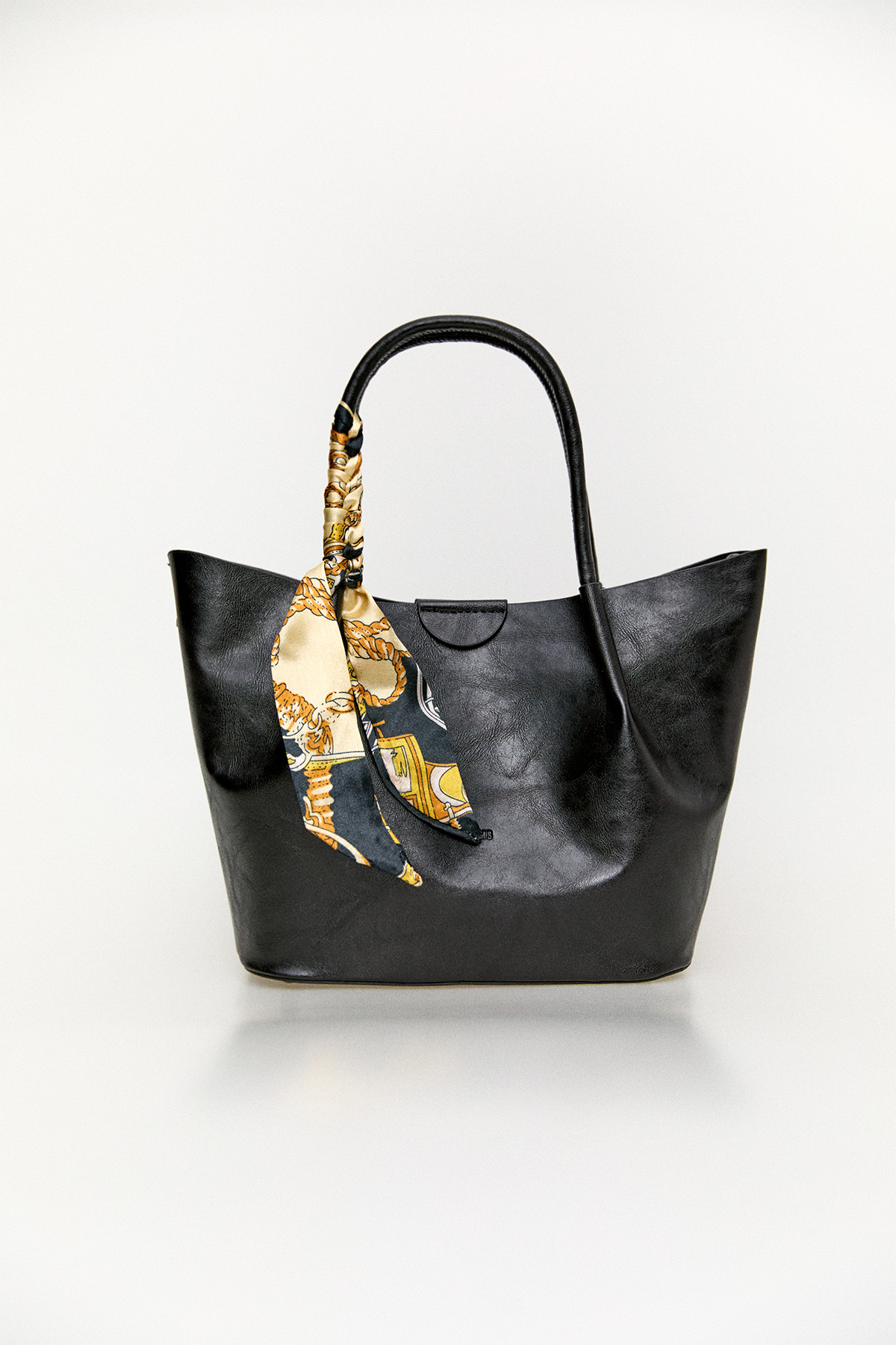 Fularlı Deri Askılı Geniş Çanta, Tesettür Giyim