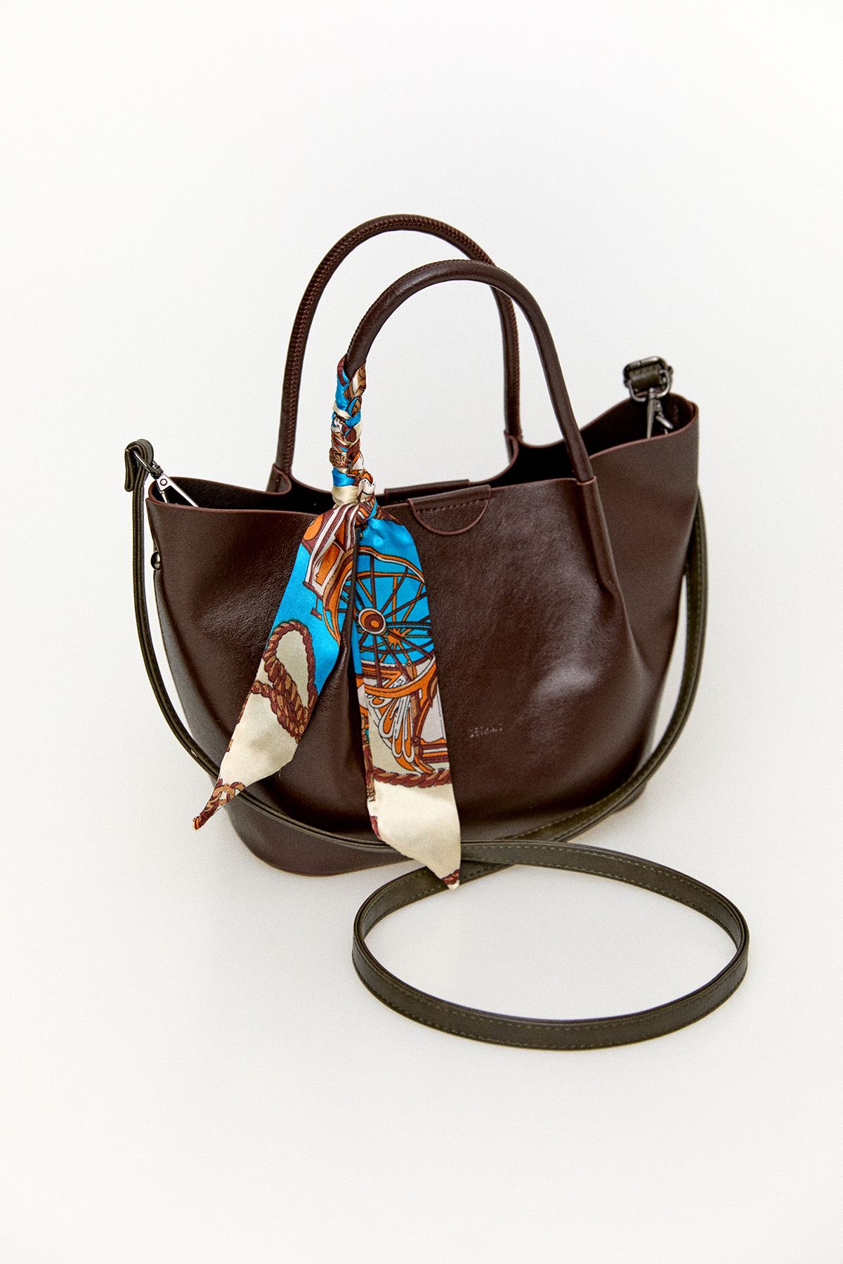 Fularlı Deri Askılı Geniş Çanta, Tesettür Giyim