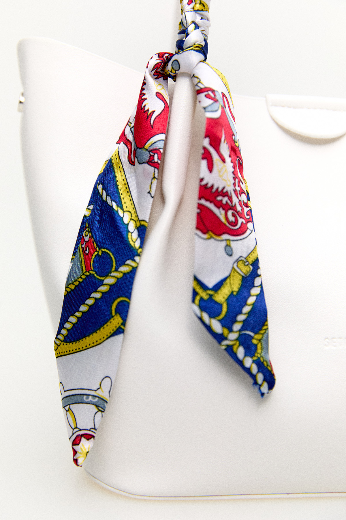 Fularlı Deri Askılı Geniş Çanta, Tesettür Giyim