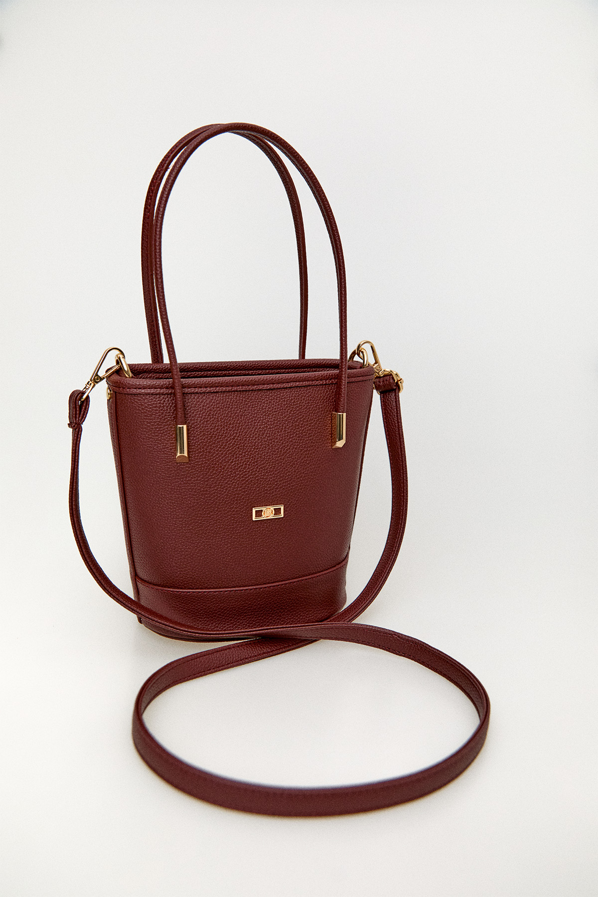 Deri Askılı Kova Çanta, Tesettür Giyim