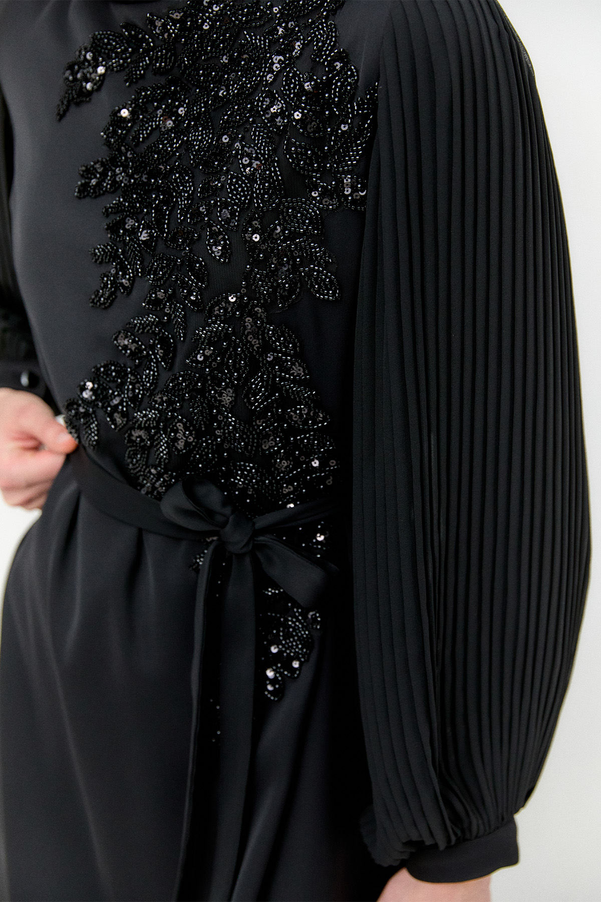 Piliseli Yaprak Motifli Elbise, Tesettür Giyim