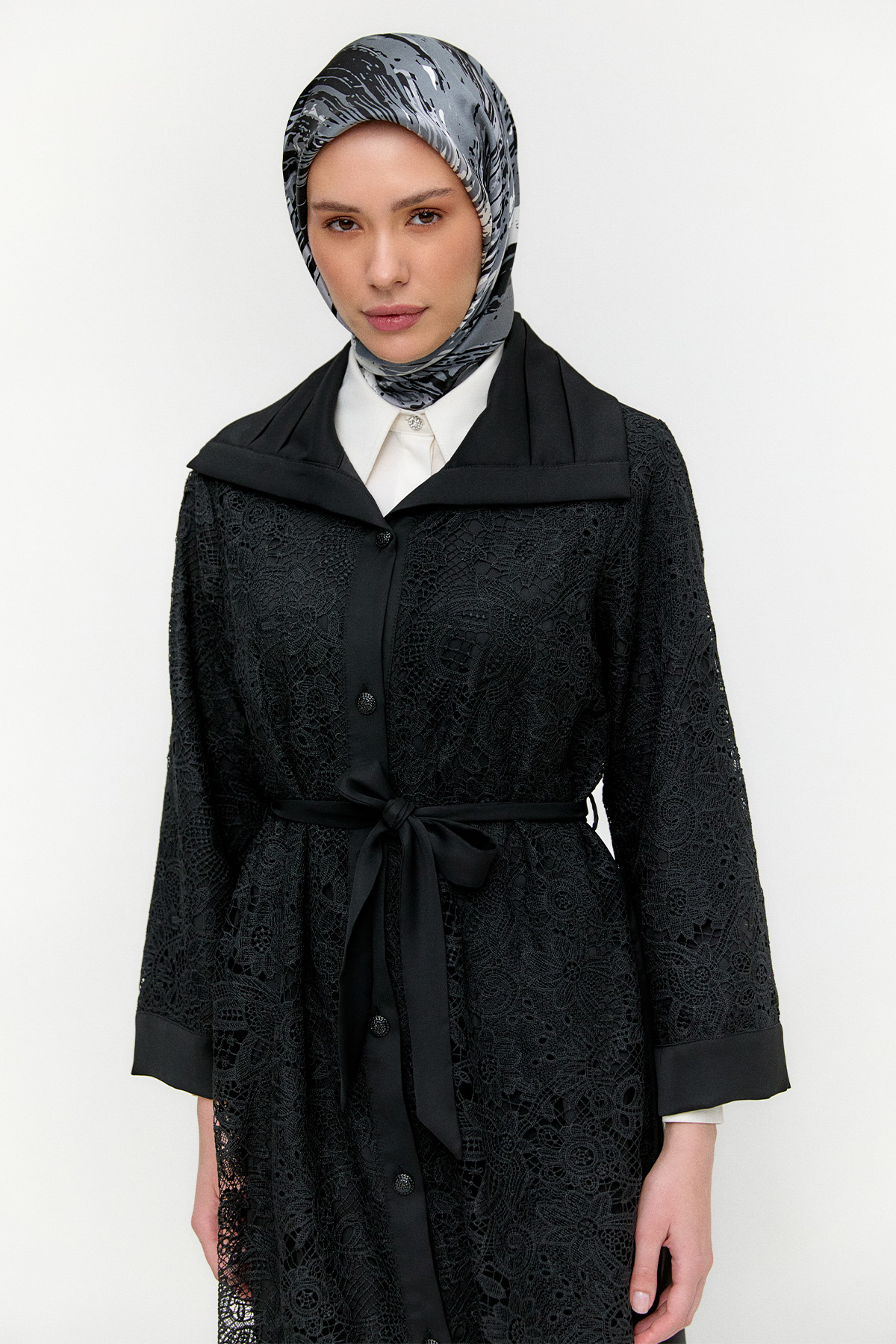 Geniş Yakalı Güpürlü Elbise, Tesettür Giyim