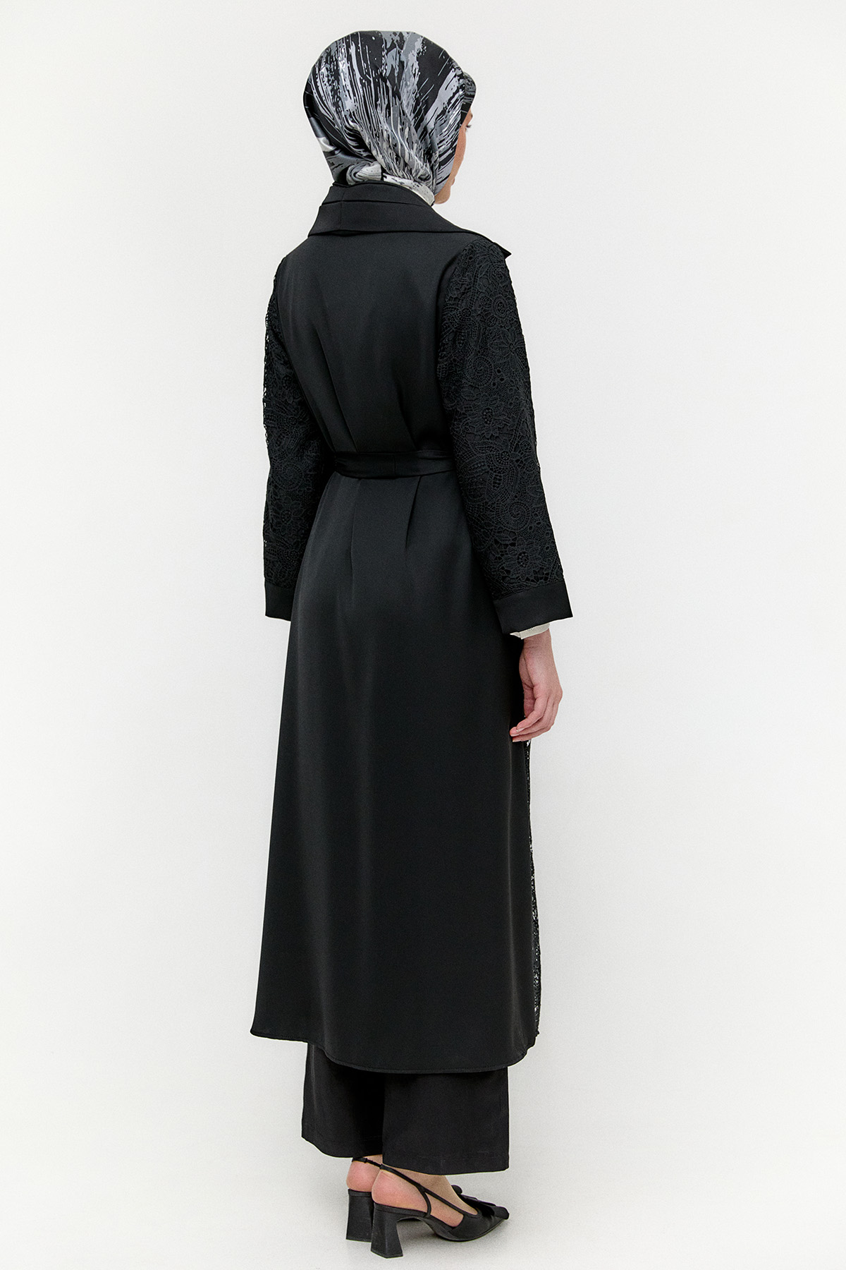 Geniş Yakalı Güpürlü Elbise, Tesettür Giyim