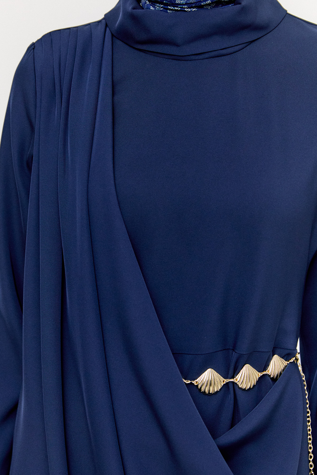 Asimetrik Drapeli Krep Elbise, Tesettür Giyim