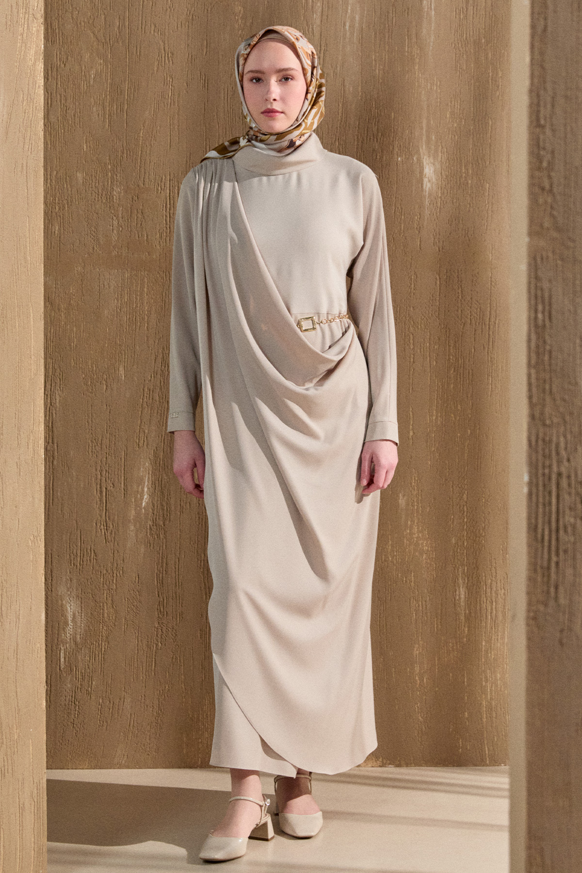 Asimetrik Drapeli Krep Elbise, Tesettür Giyim