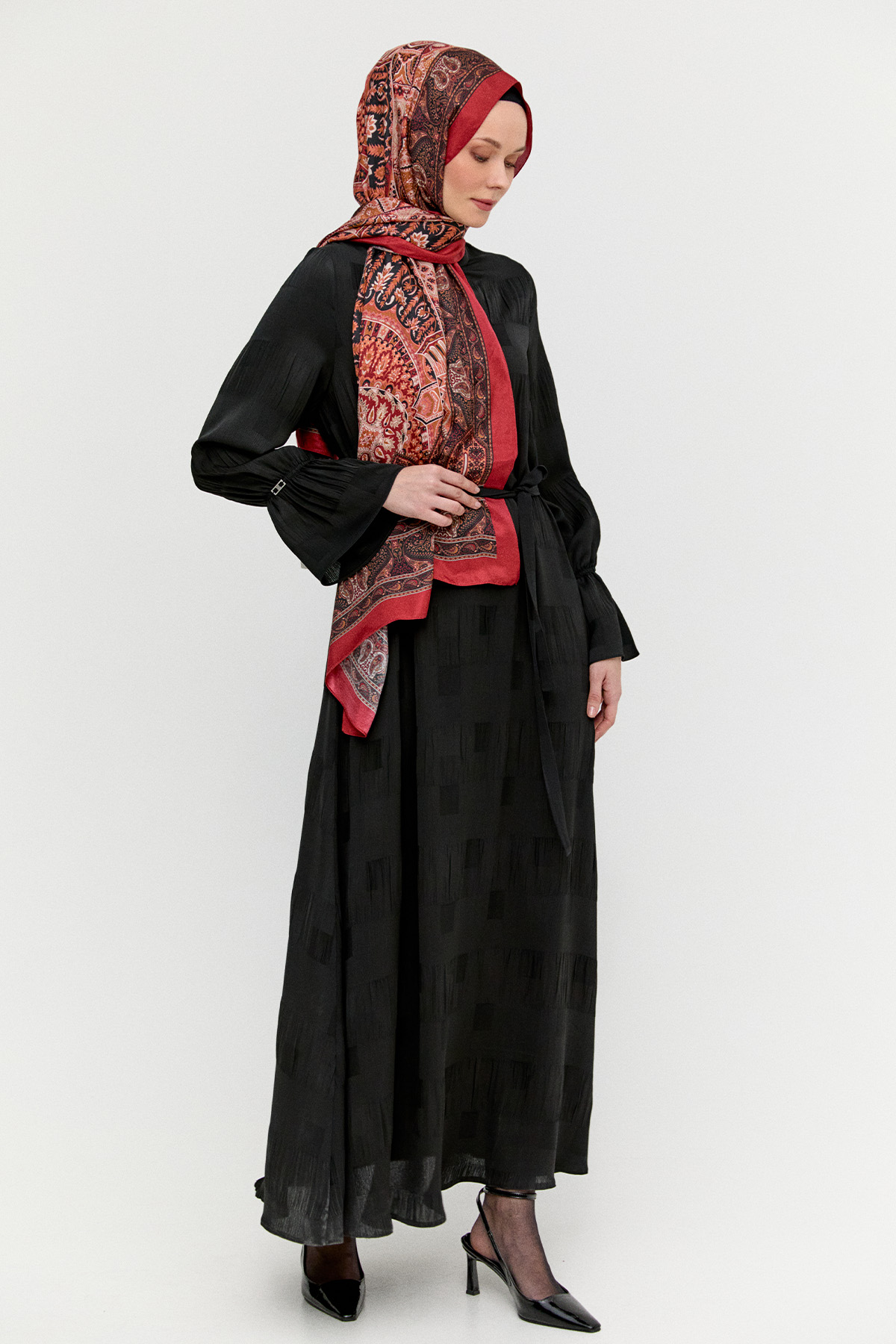 Kare Desenli Kuşaklı Elbise, Tesettür Giyim