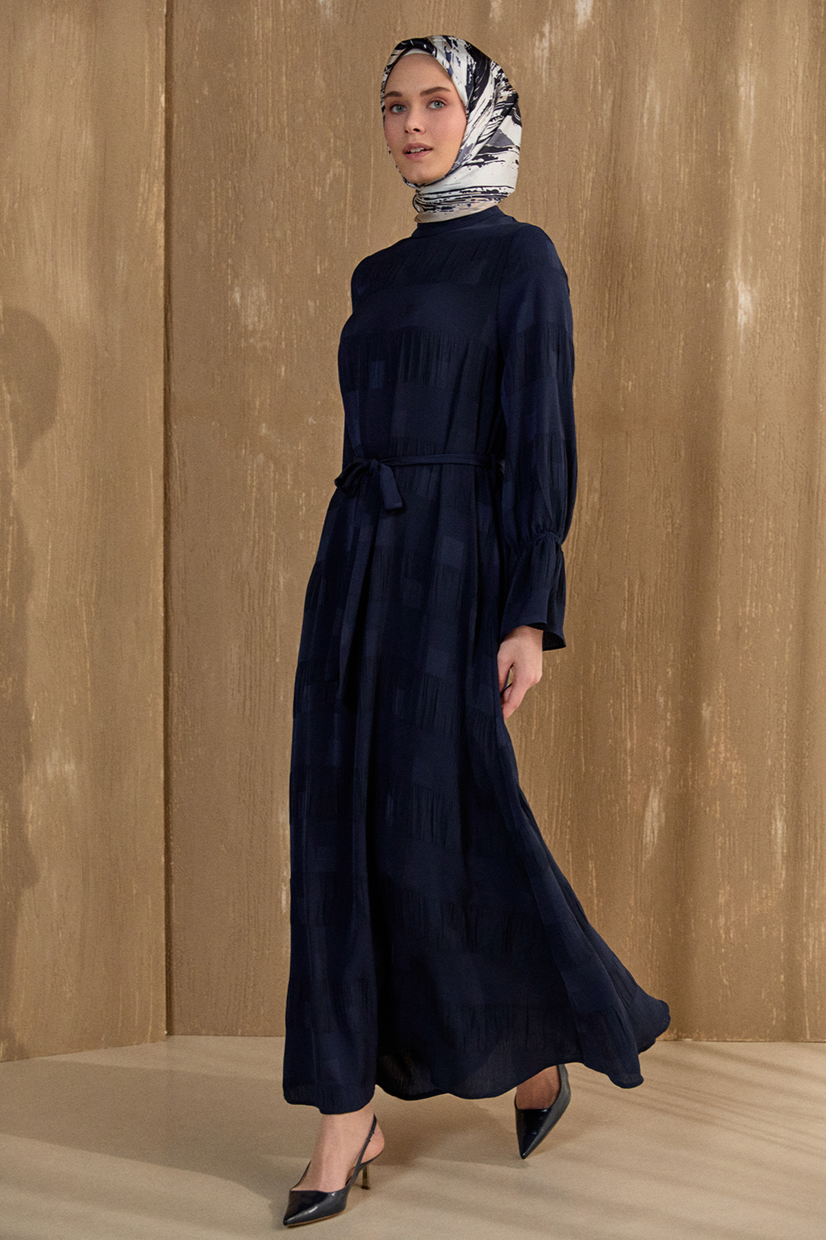 Kare Desenli Kuşaklı Elbise, Tesettür Giyim