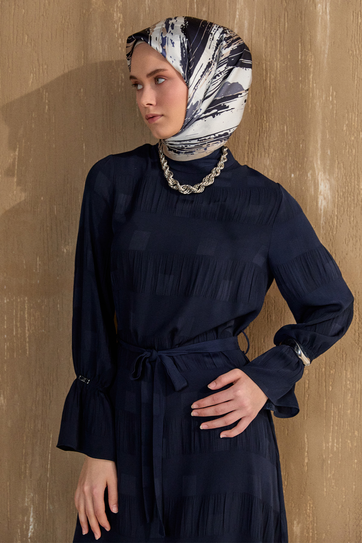 Kare Desenli Kuşaklı Elbise, Tesettür Giyim