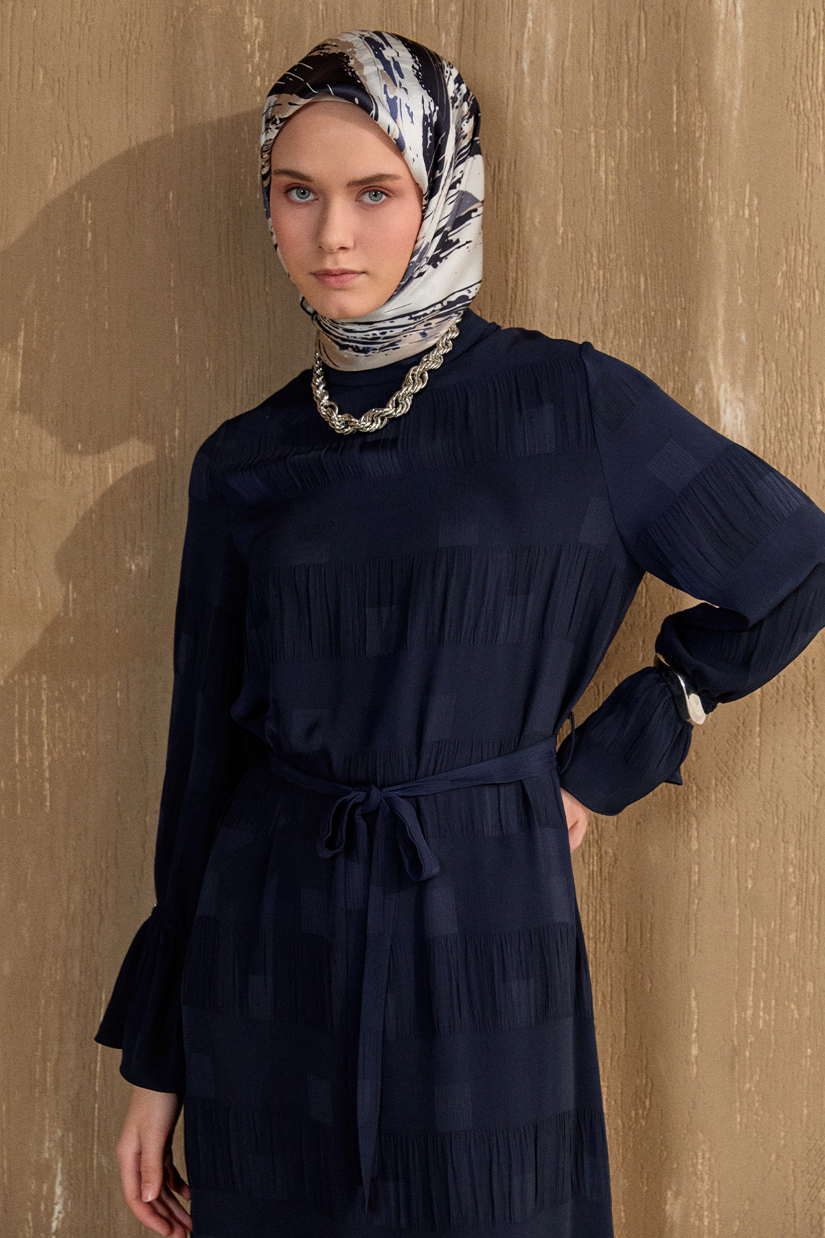 Kare Desenli Kuşaklı Elbise, Tesettür Giyim