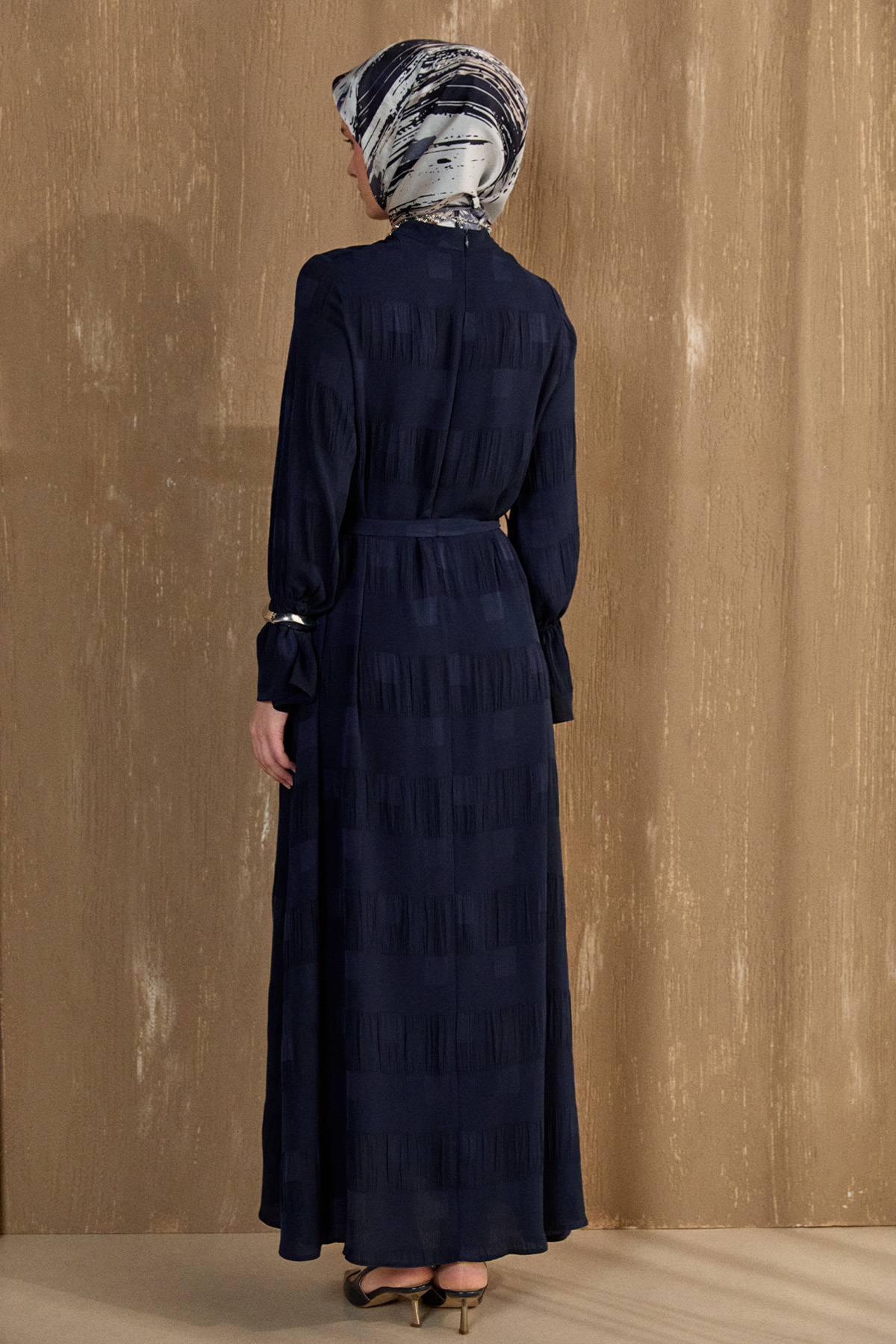 Kare Desenli Kuşaklı Elbise, Tesettür Giyim