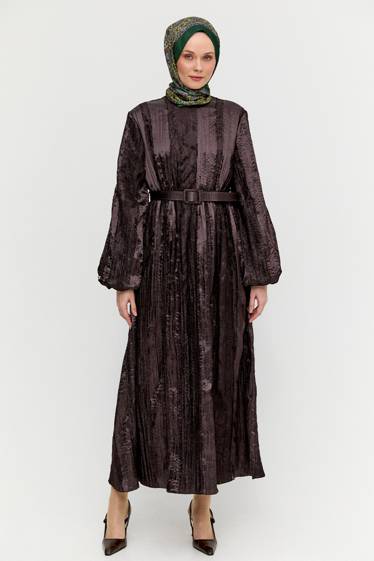 Dantel Motifli Jakarlı Elbise, Tesettür Giyim