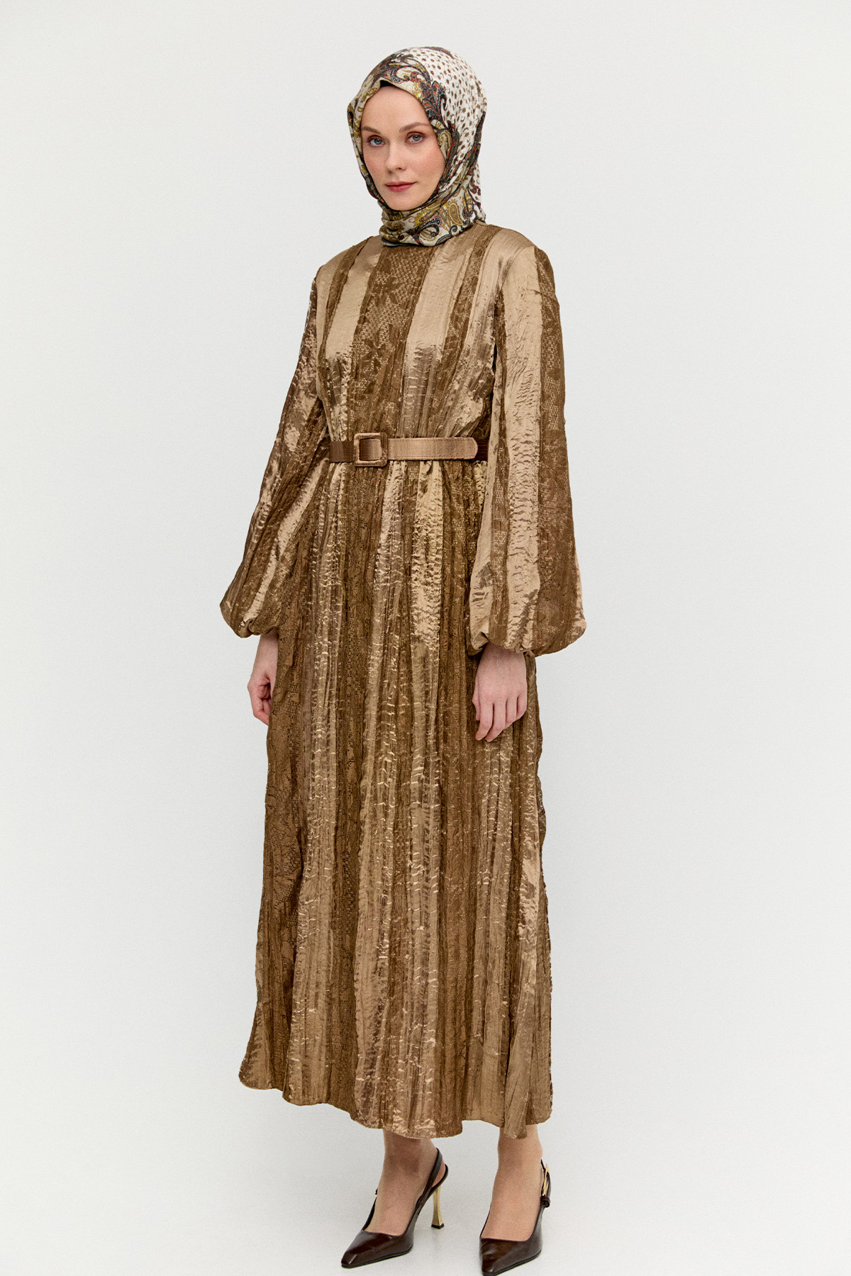 Dantel Motifli Jakarlı Elbise, Tesettür Giyim