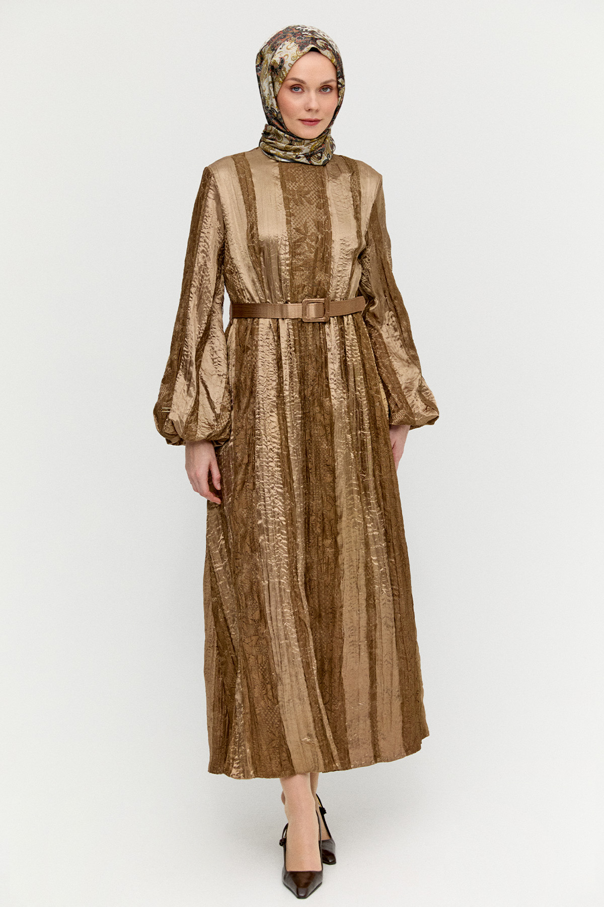 Dantel Motifli Jakarlı Elbise, Tesettür Giyim