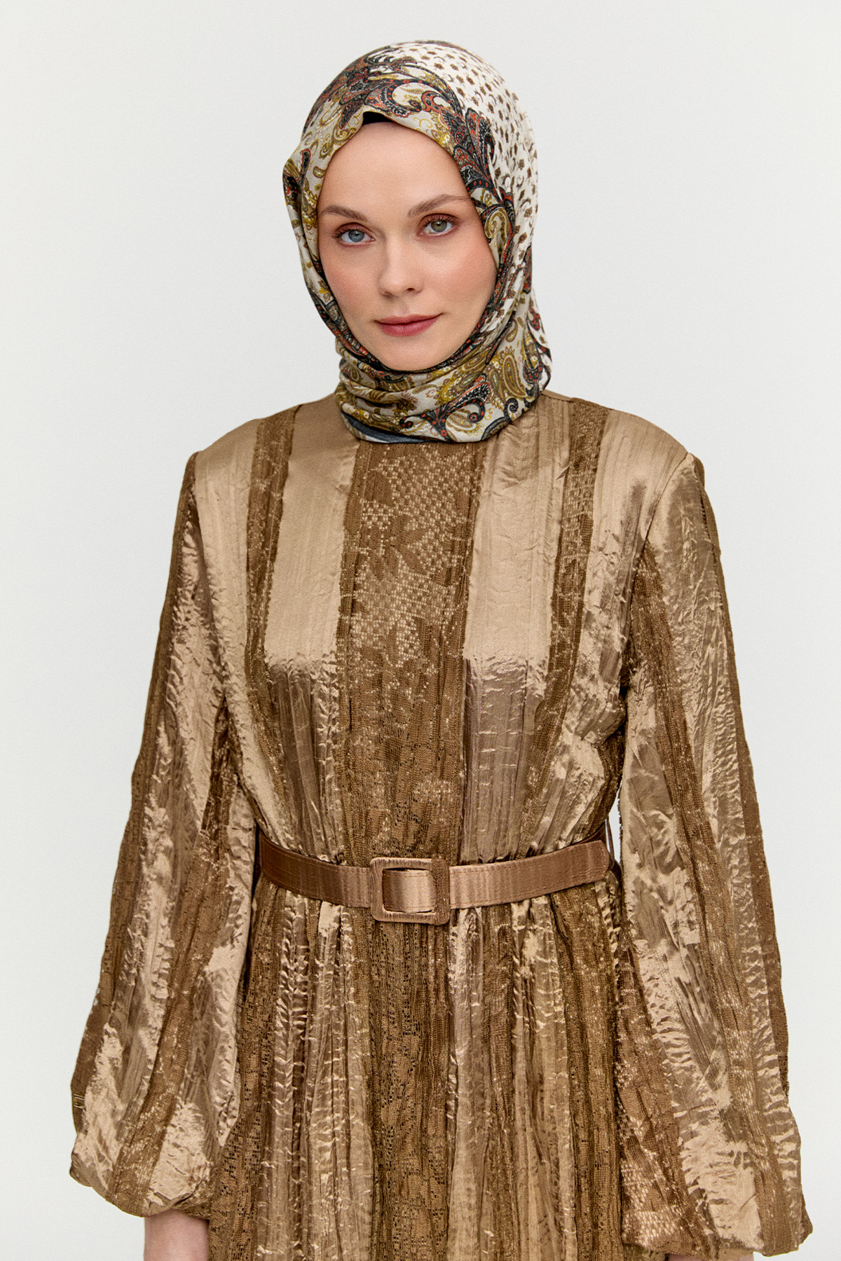 Dantel Motifli Jakarlı Elbise, Tesettür Giyim