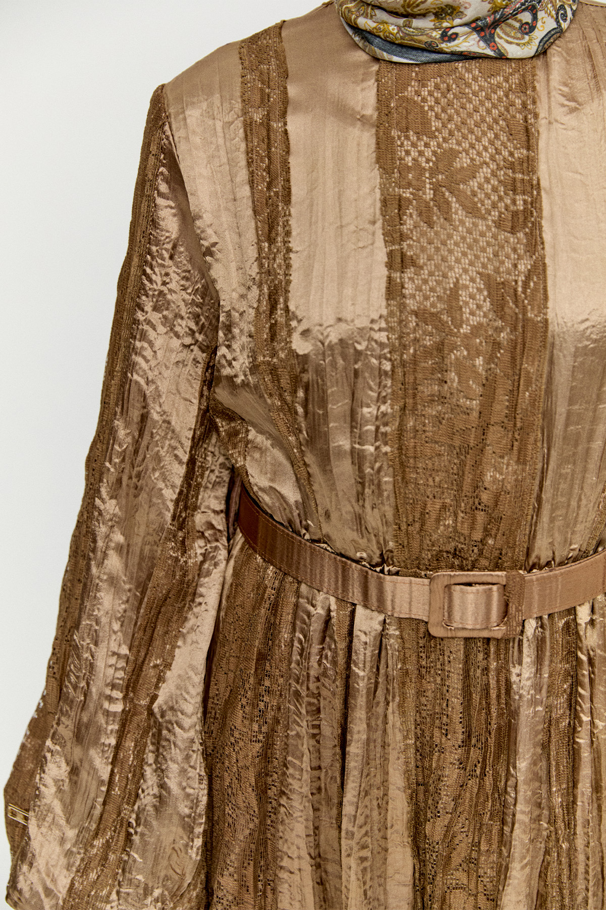 Dantel Motifli Jakarlı Elbise, Tesettür Giyim