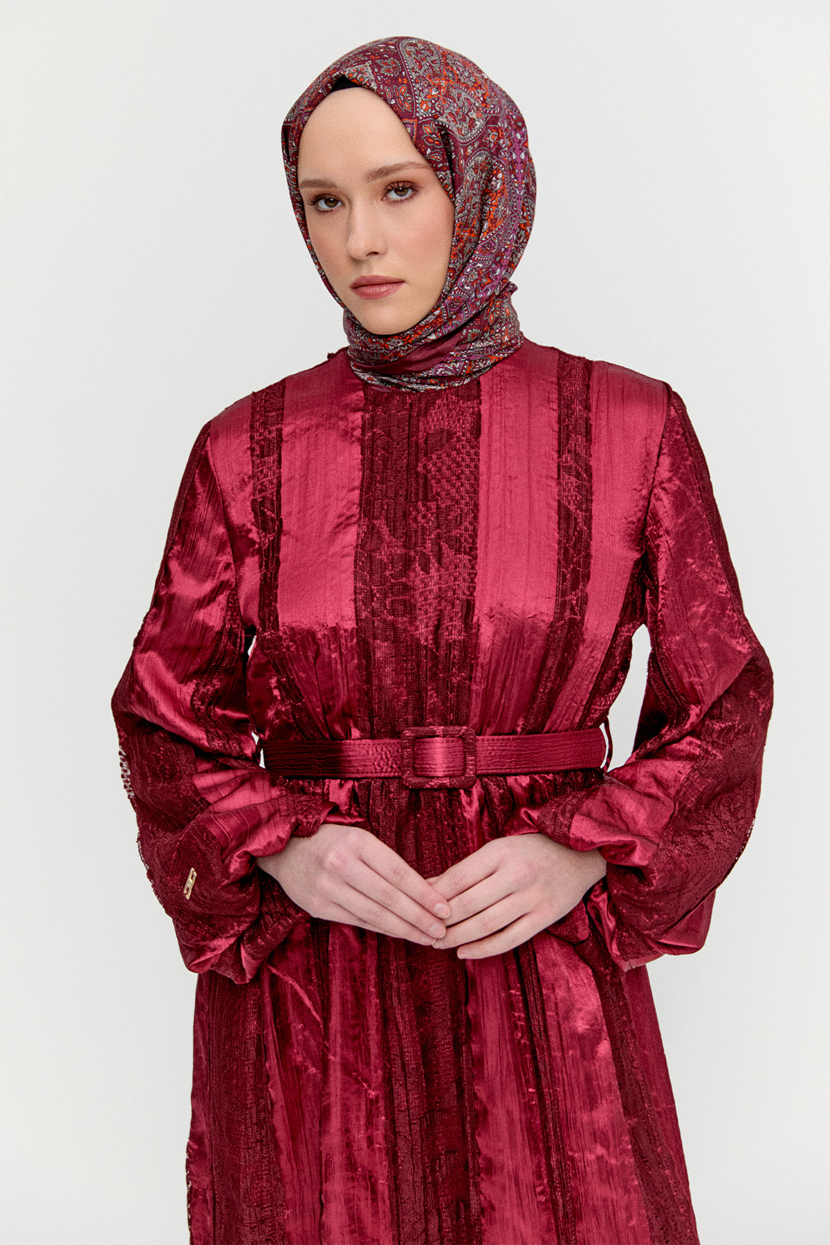 Dantel Motifli Jakarlı Elbise, Tesettür Giyim