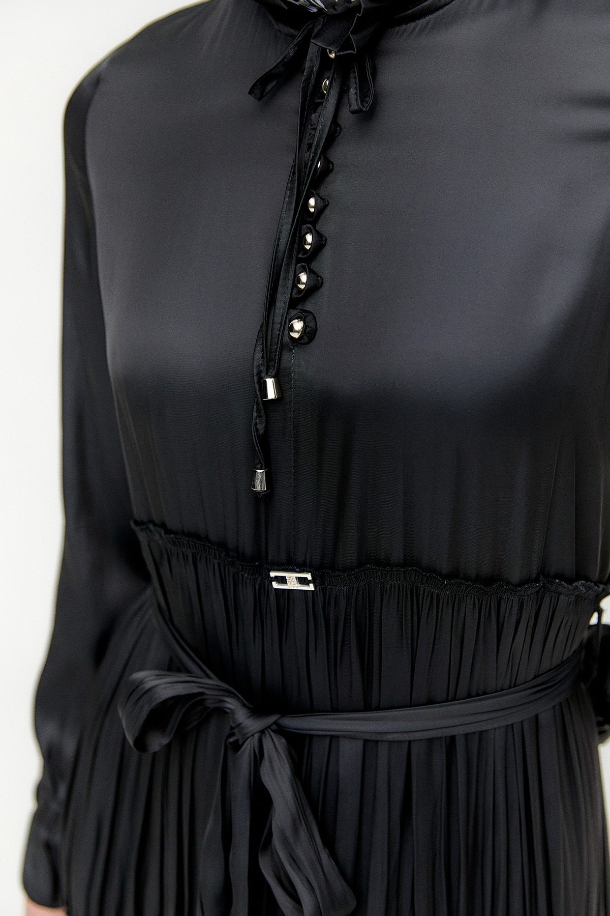 Büzgülü Saten Elbise, Tesettür Giyim