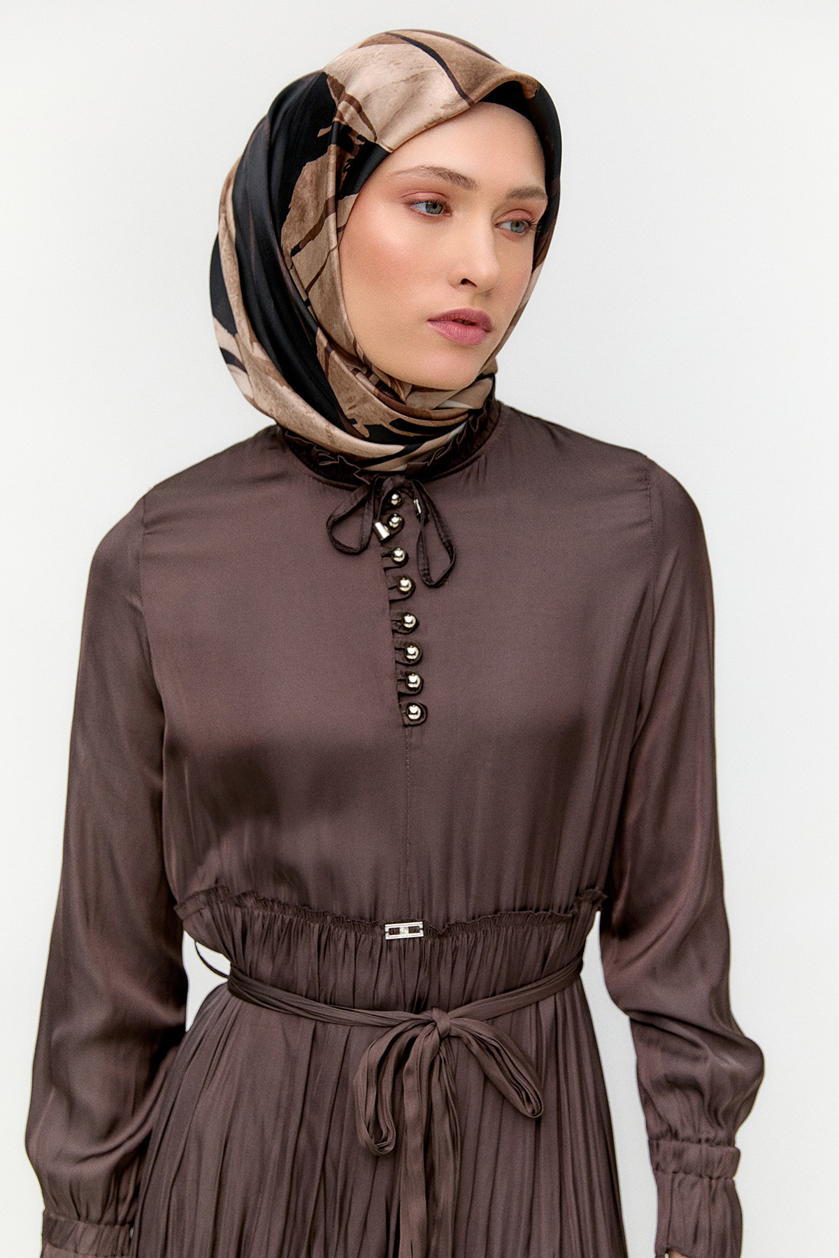 Büzgülü Saten Elbise, Tesettür Giyim