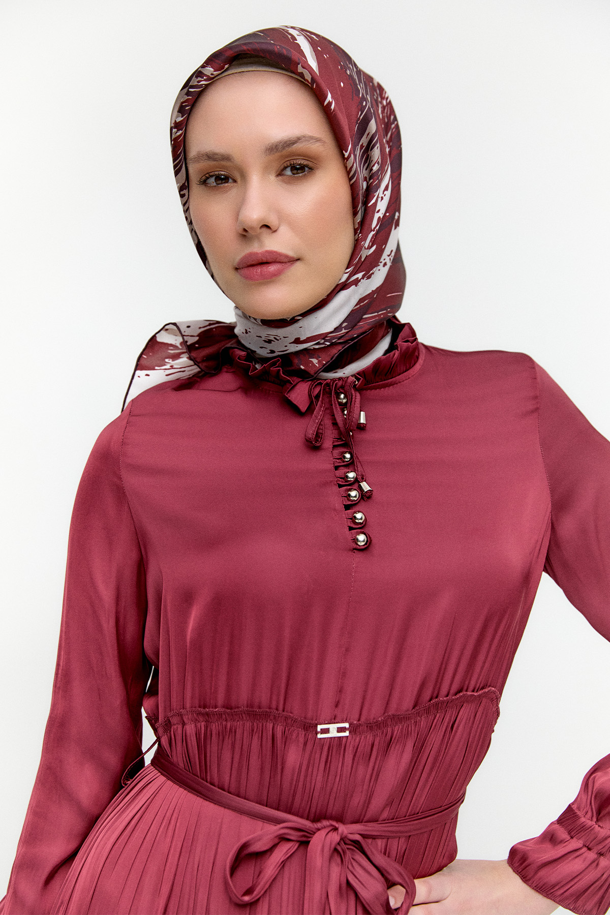 Büzgülü Saten Elbise, Tesettür Giyim