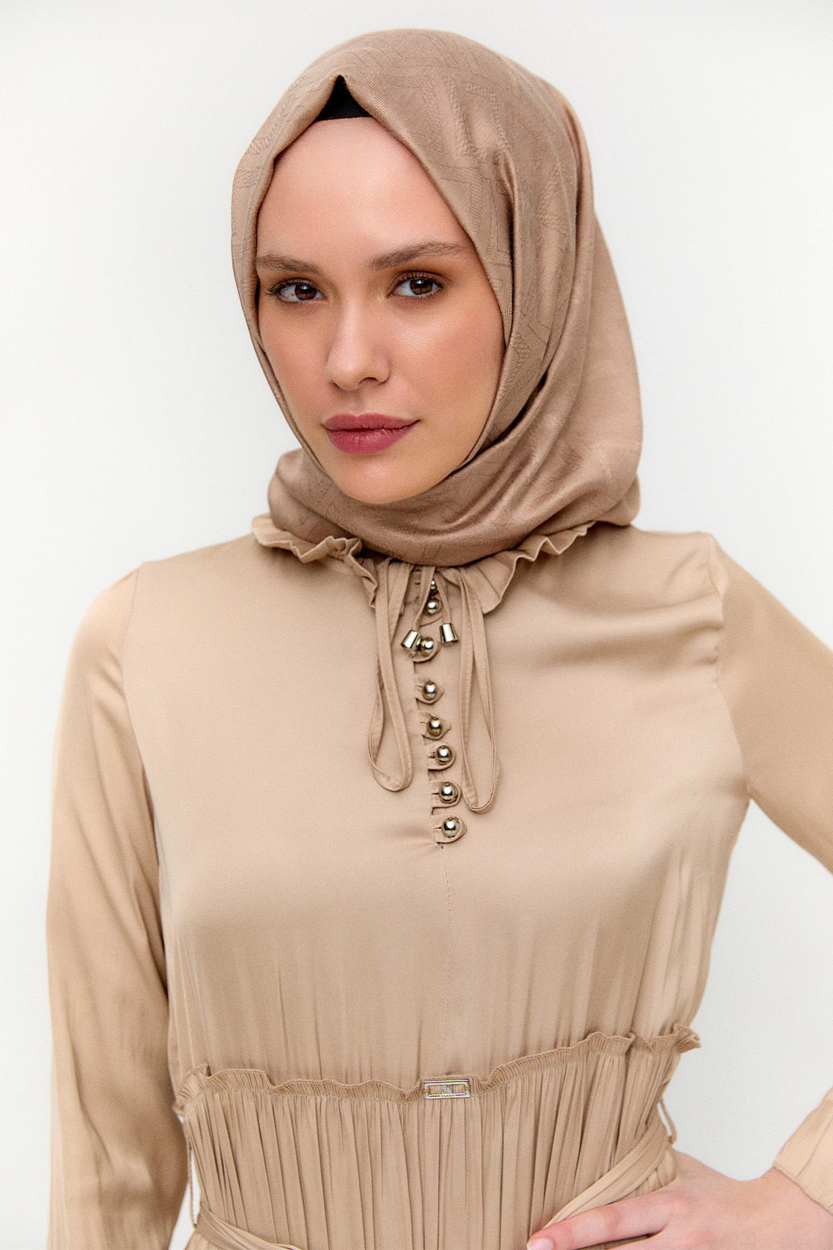 Büzgülü Saten Elbise, Tesettür Giyim