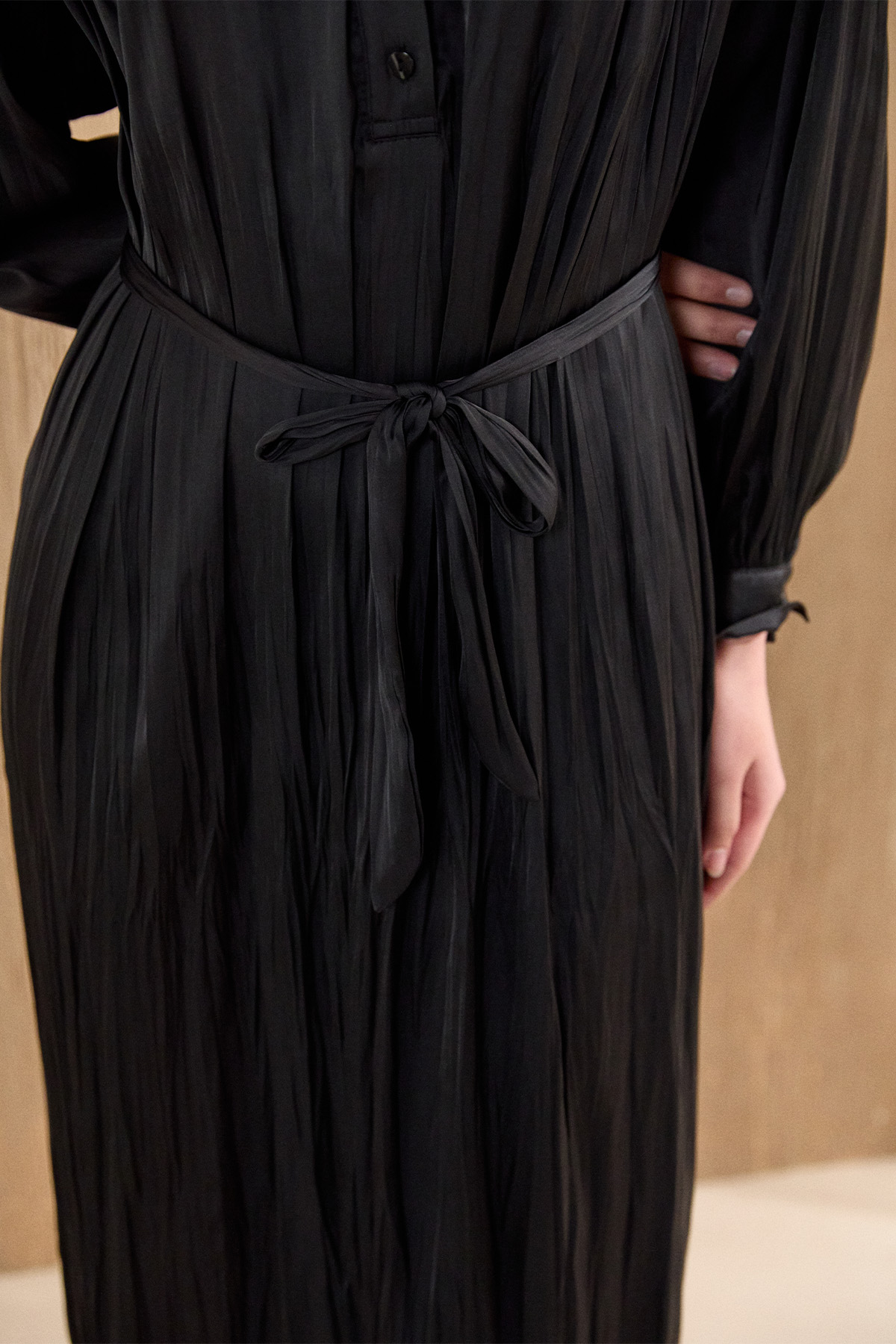 Kırışık Efektli Kuşaklı Elbise, Tesettür Giyim