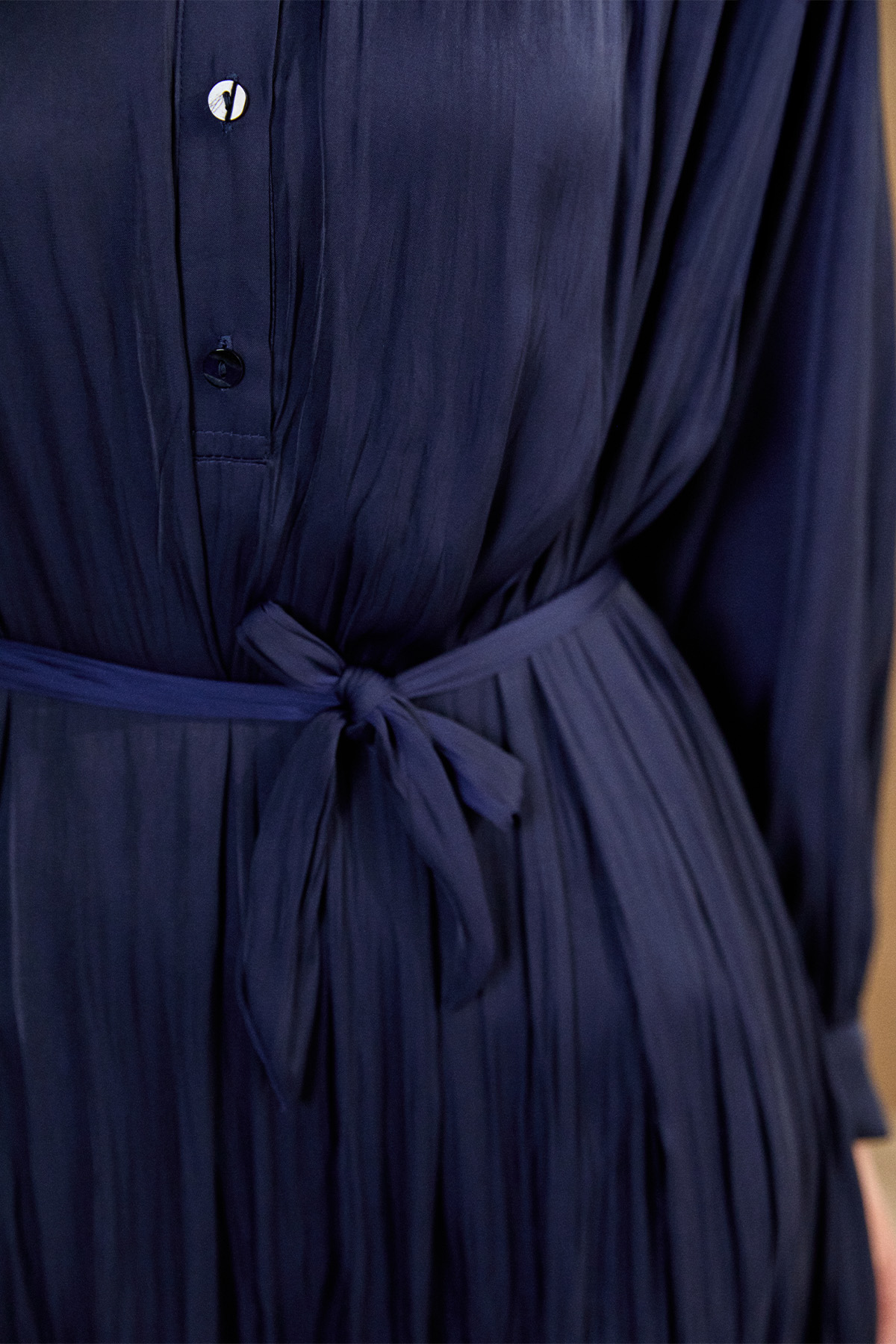 Kırışık Efektli Kuşaklı Elbise, Tesettür Giyim