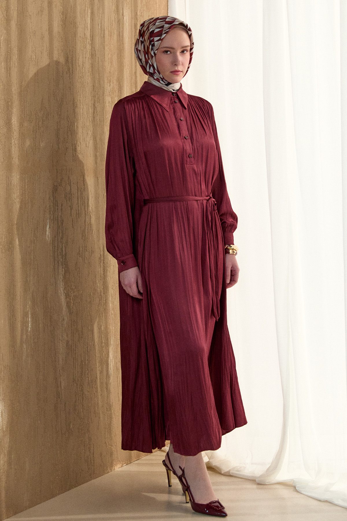 Kırışık Efektli Kuşaklı Elbise, Tesettür Giyim