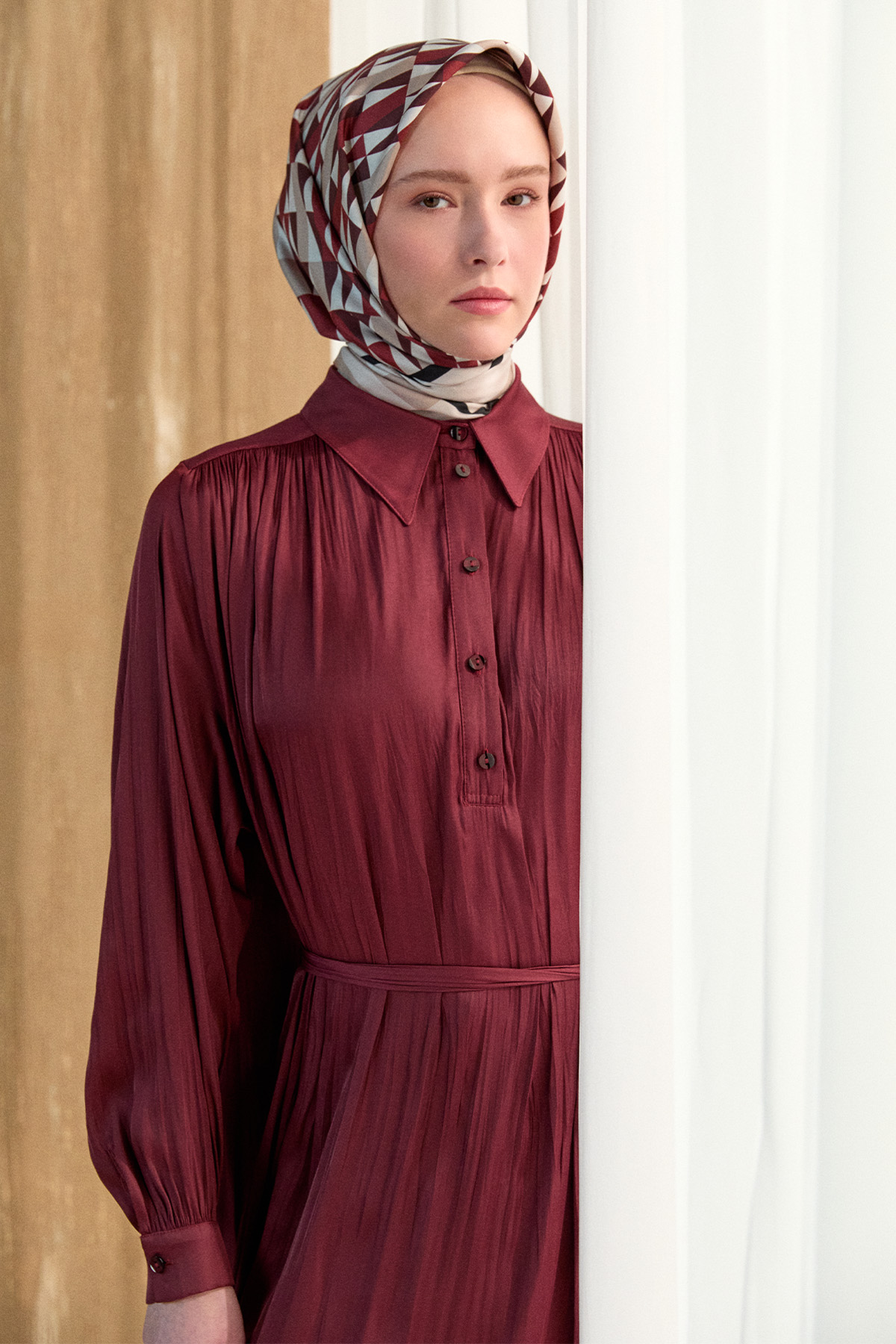 Kırışık Efektli Kuşaklı Elbise, Tesettür Giyim