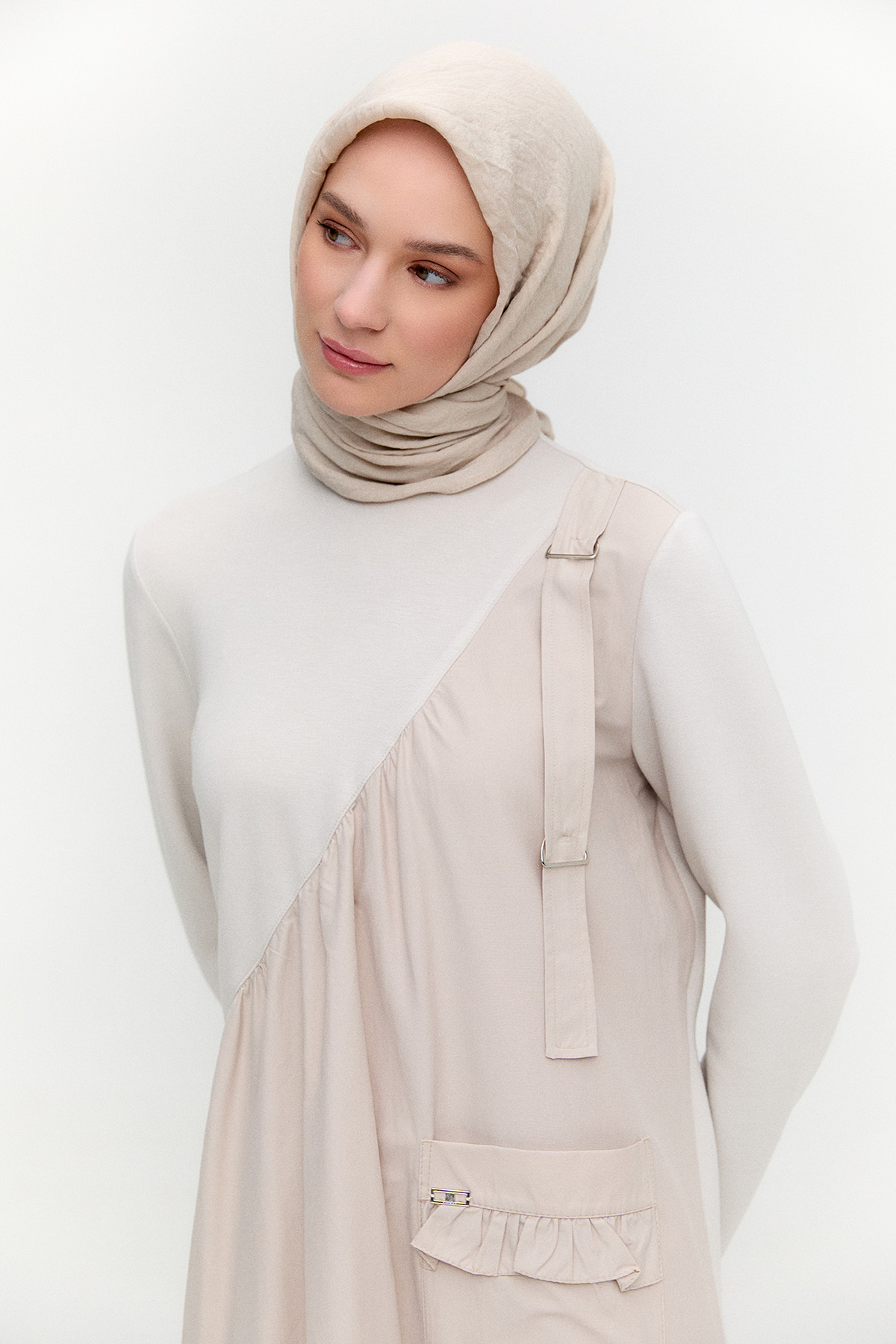 Paraşüt Kumaş Garnili Uzun Elbise, Tesettür Giyim