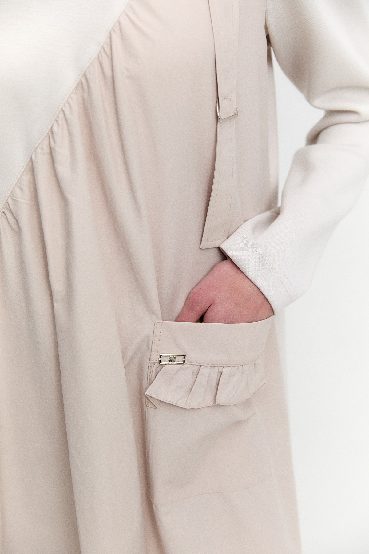 Paraşüt Kumaş Garnili Uzun Elbise, Tesettür Giyim